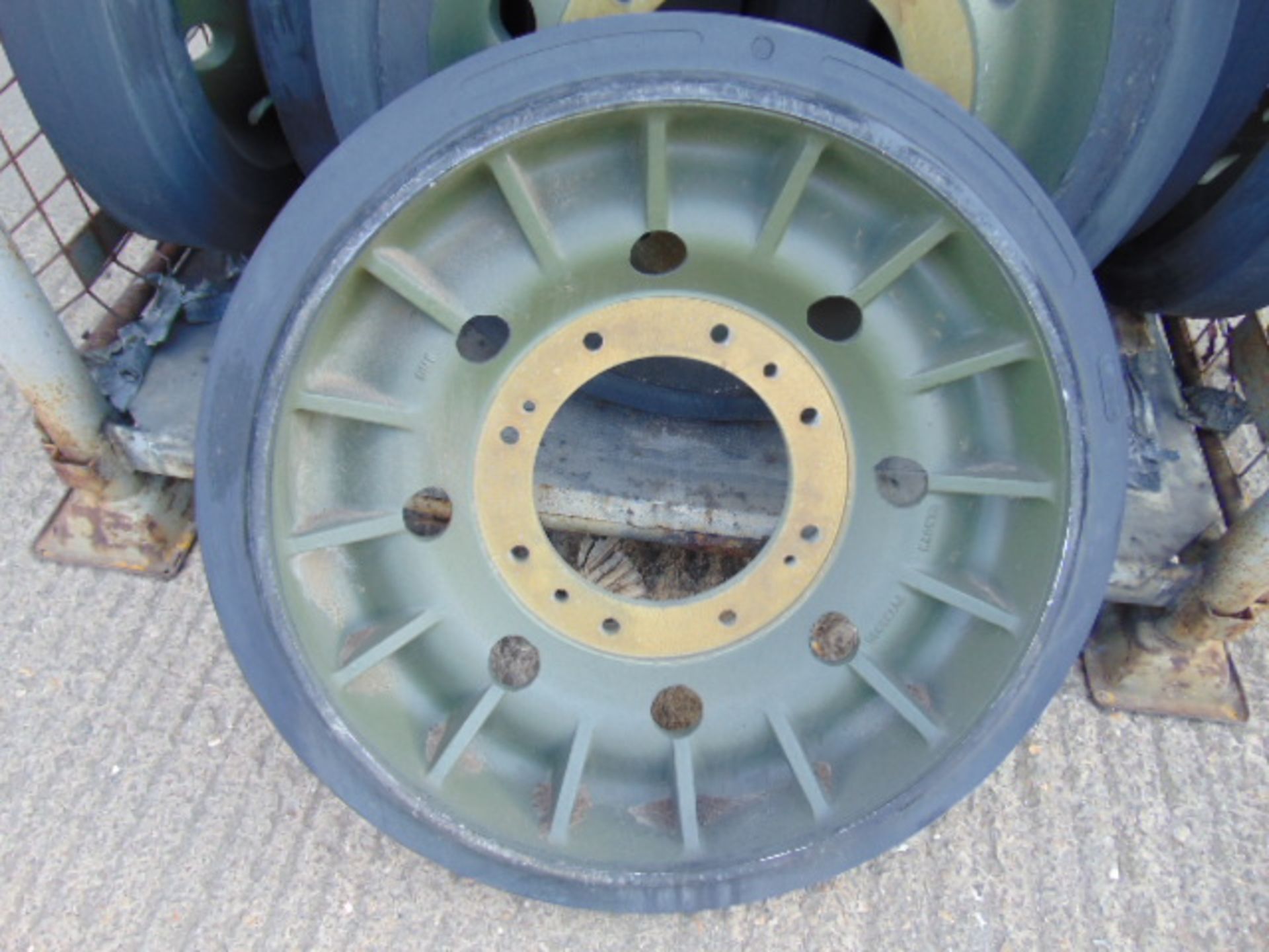 12 x Unissued CET Road Wheels - Image 3 of 7