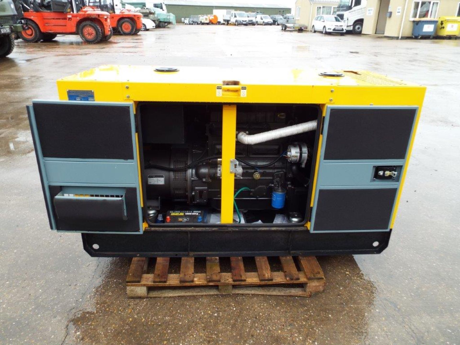 UNISSUED WITH TEST HOURS ONLY 40 KVA 3 Phase Silent Diesel Generator Set - Image 2 of 19