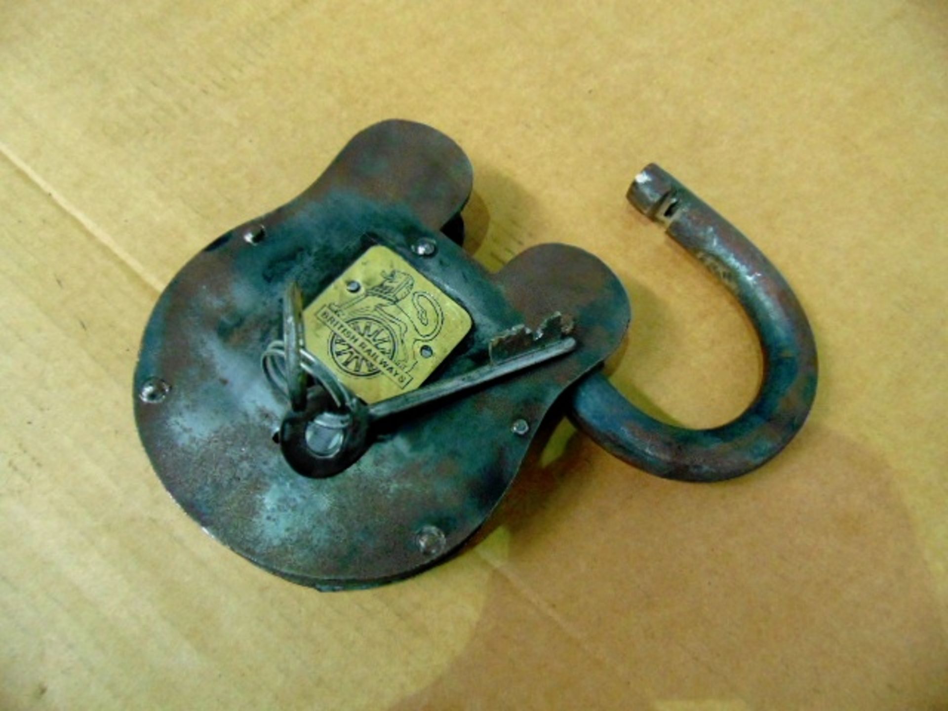 Reproduction British Railways 8 1/2" Padlock - Image 4 of 7