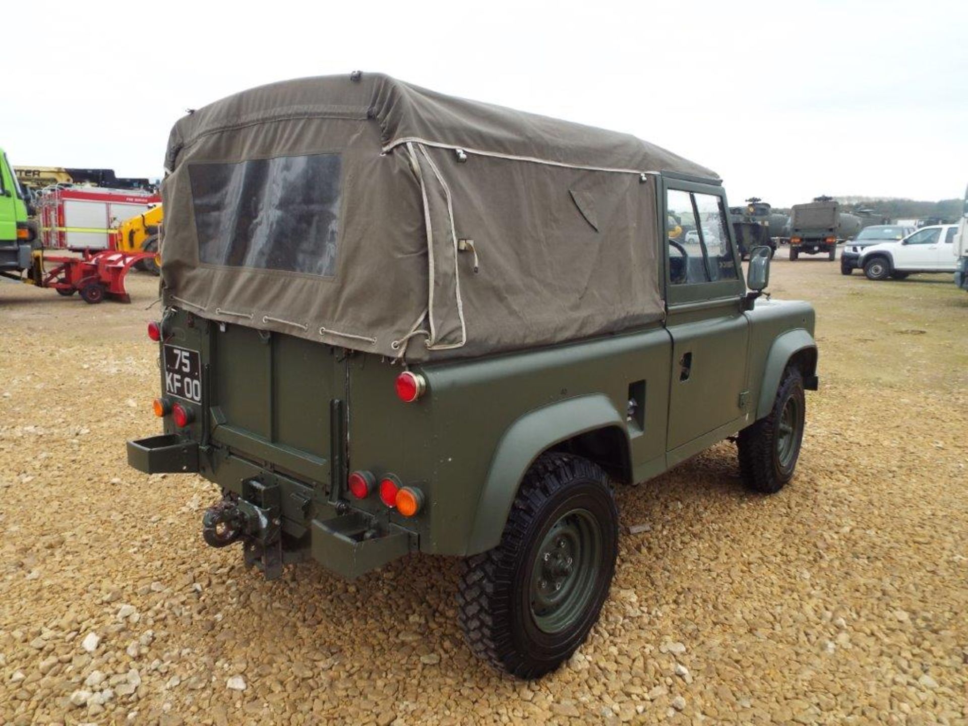 Land Rover 90 Soft Top - Image 7 of 27