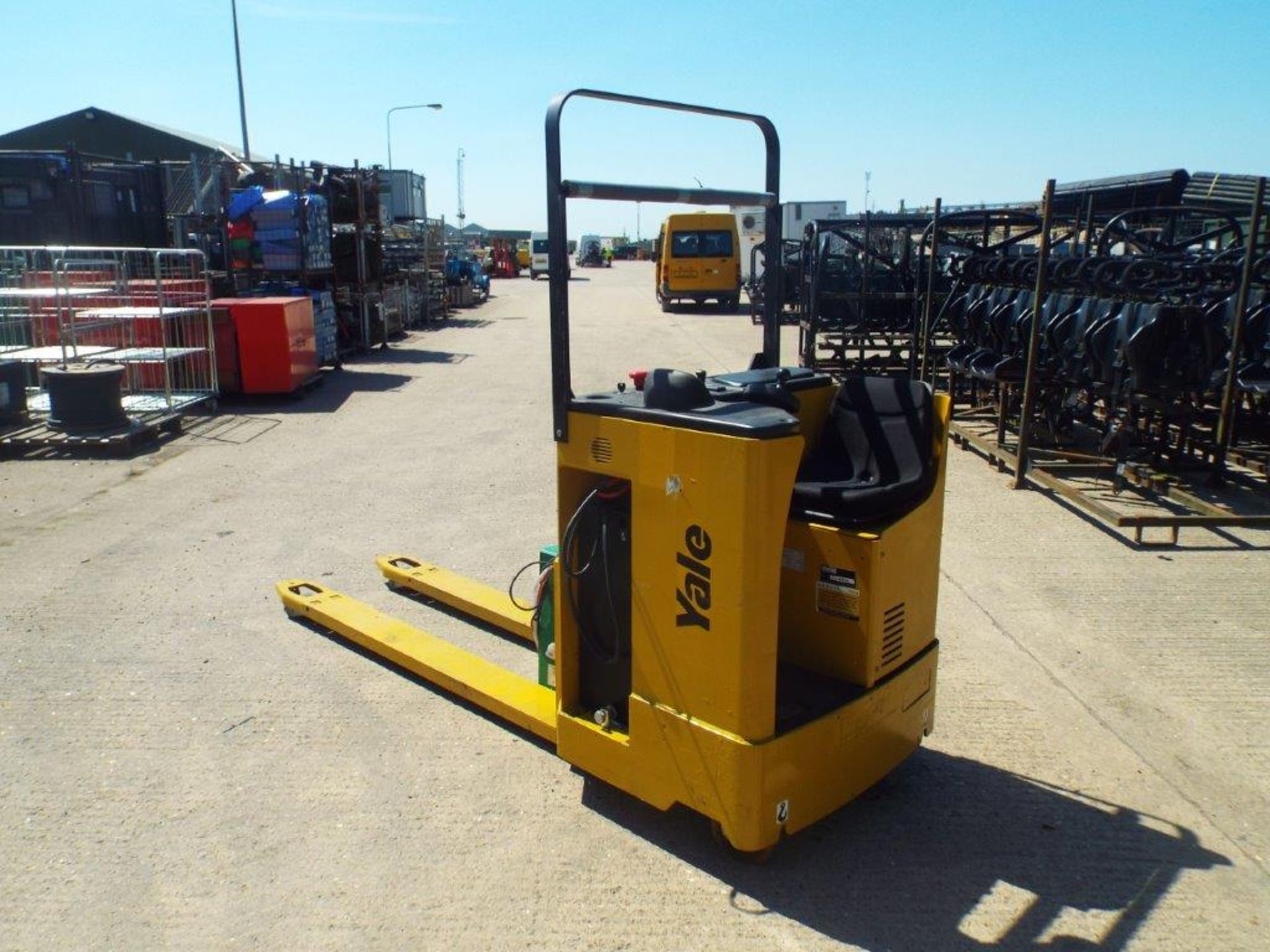 Yale MP20S 2T Self Propelled Electric Pallet Truck - Bild 3 aus 20