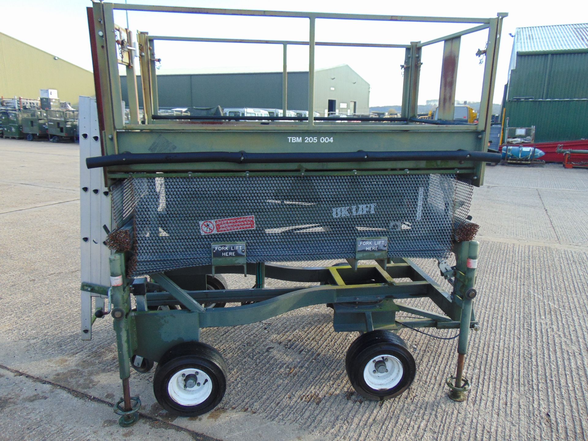 UK Lift Model 00280153MAP Mobile Scissor Lift Access Platform - Image 4 of 7