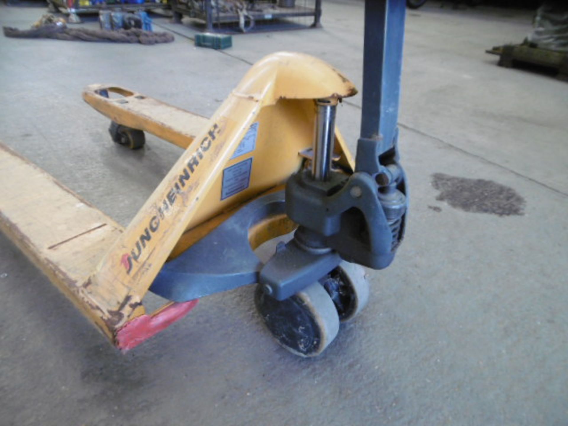 Jungheinrich Pallet Truck - Bild 5 aus 9