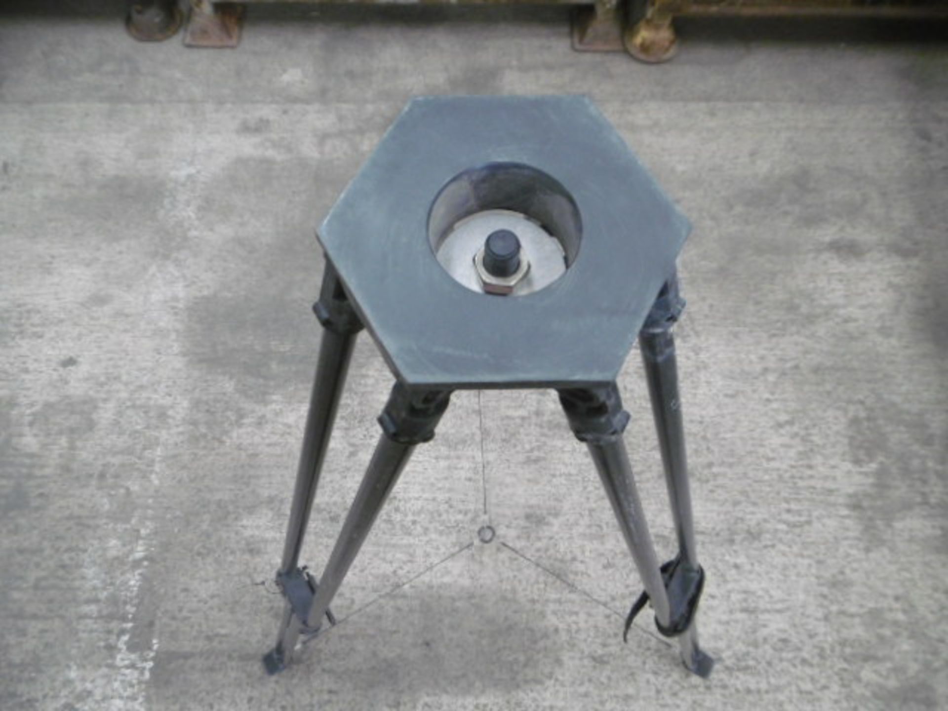 Lightweight Combat Tripod - Image 3 of 4