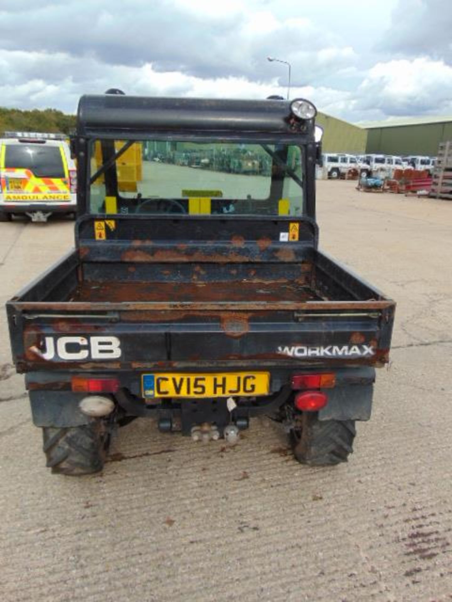 2015 JCB Workmax 1000D 4WD Diesel with rear tipping body and power steering 838 hours ONLY - Image 6 of 11