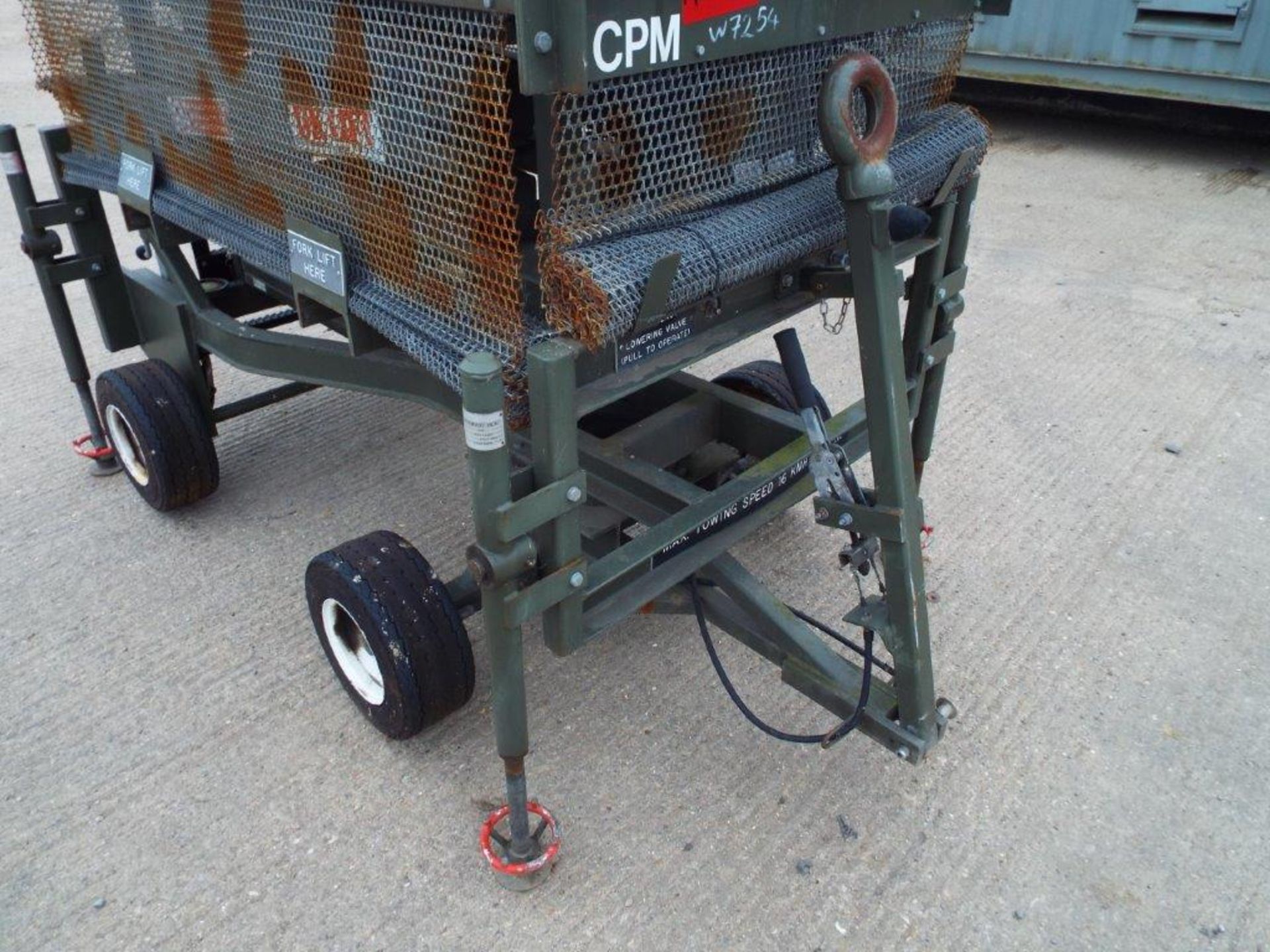 UK Lift 4m Mobile Hydraulic Work Platform - Image 9 of 17