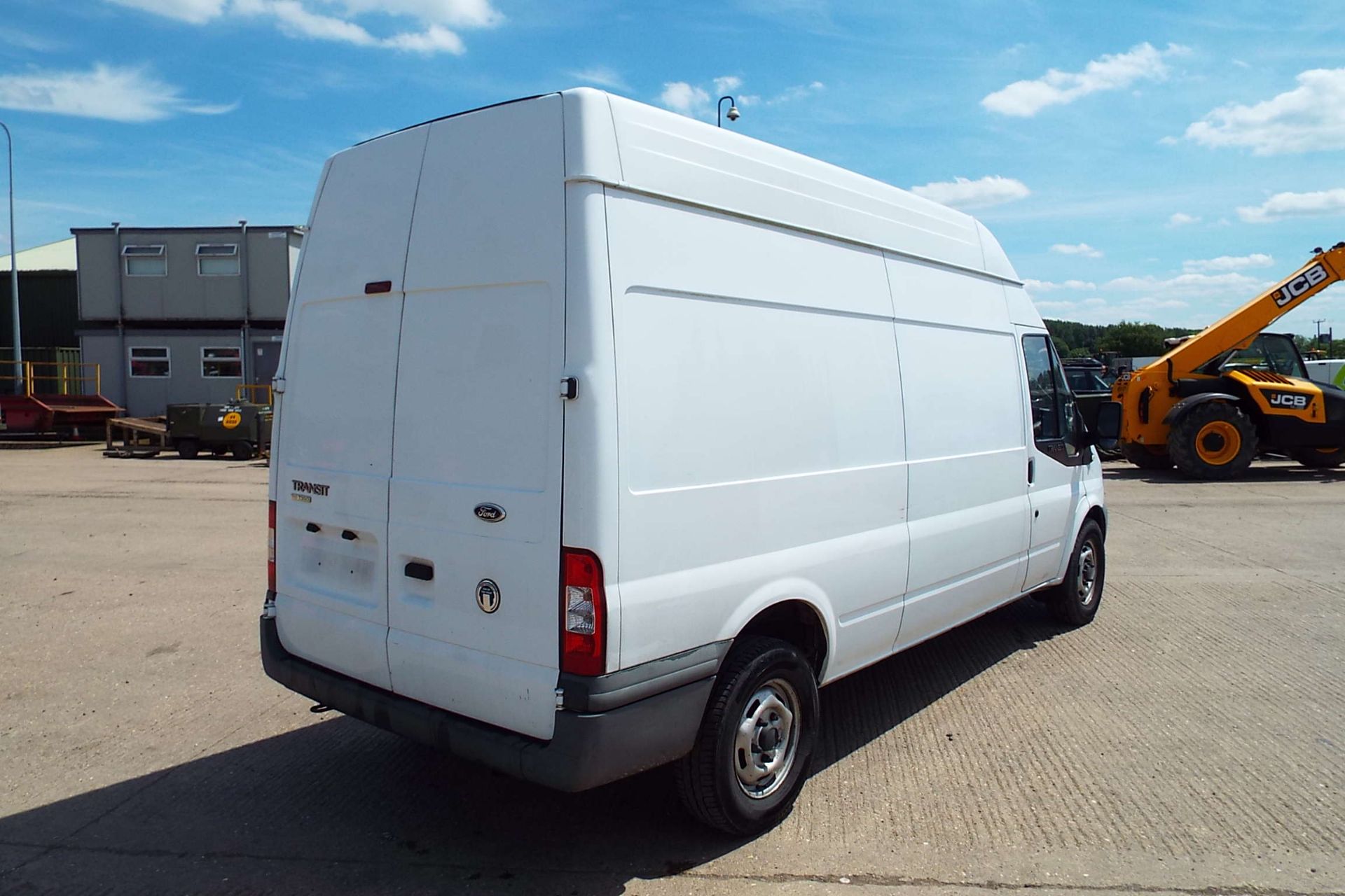 Ford Transit 115 T330 High Roof Panel Van - Bild 7 aus 18