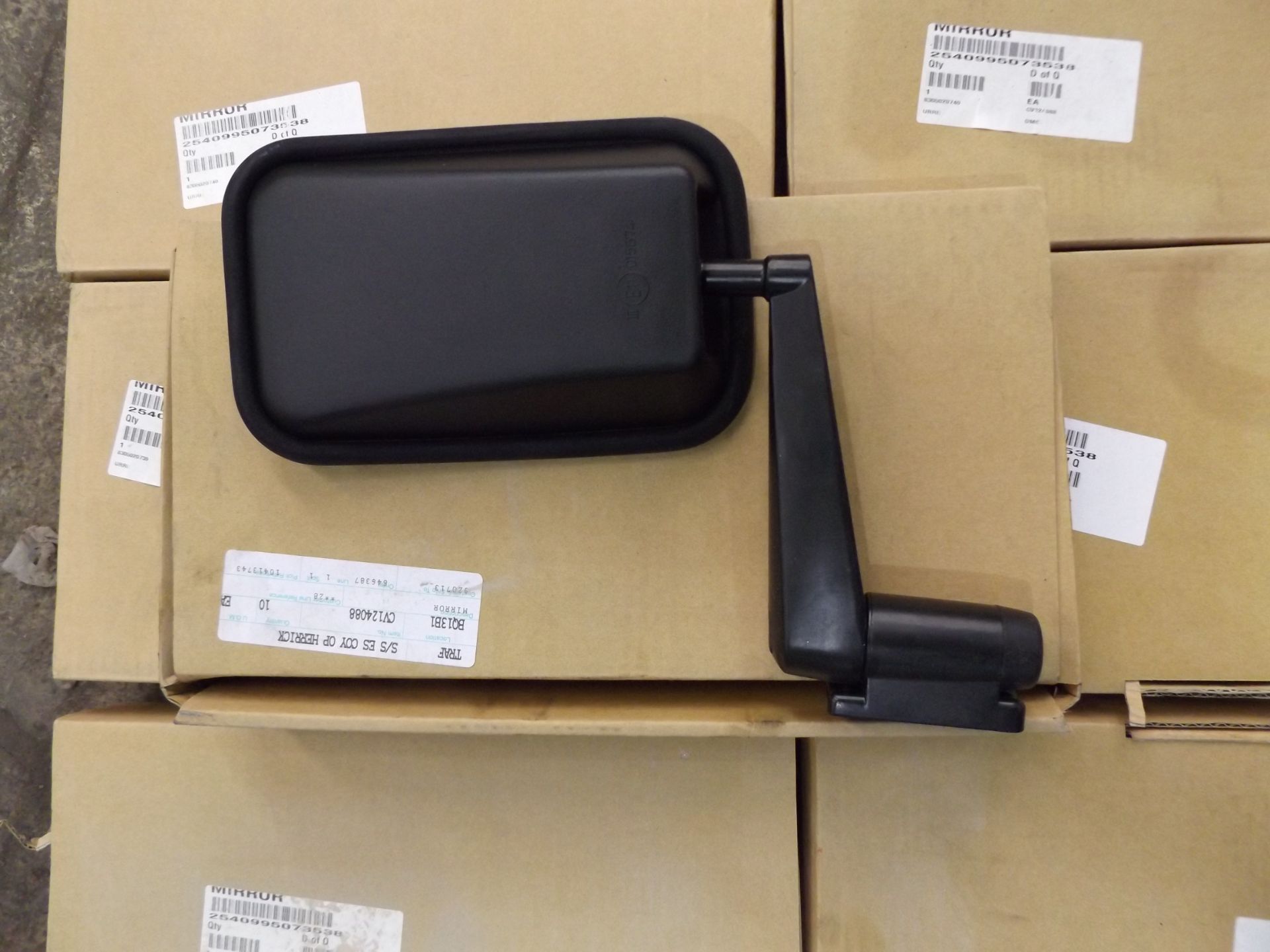 7 x Truck Rearview Wing Mirrors - Image 2 of 4