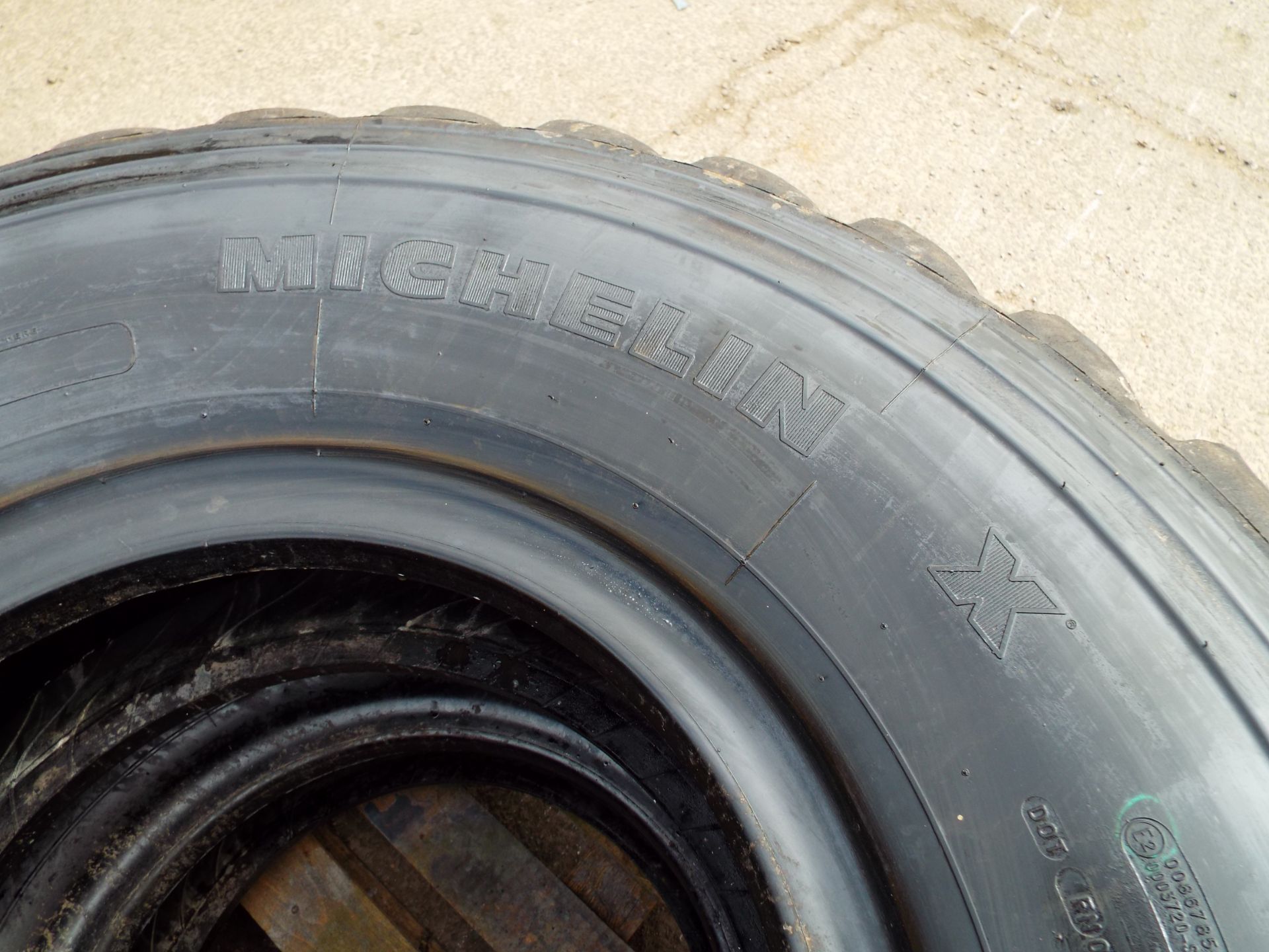 4 x Michelin XZL 395/85 R20 Tyres - Image 4 of 12