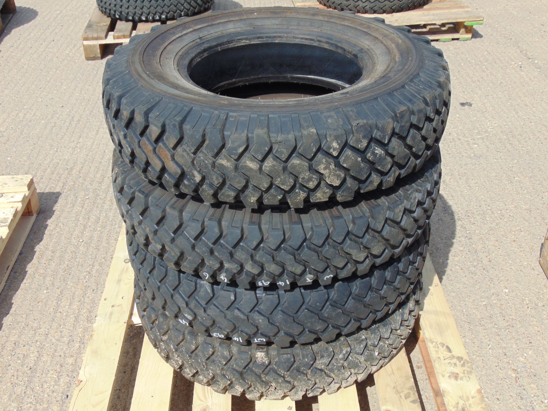 4 x Michelin 7.50 R16 XZL Tyres