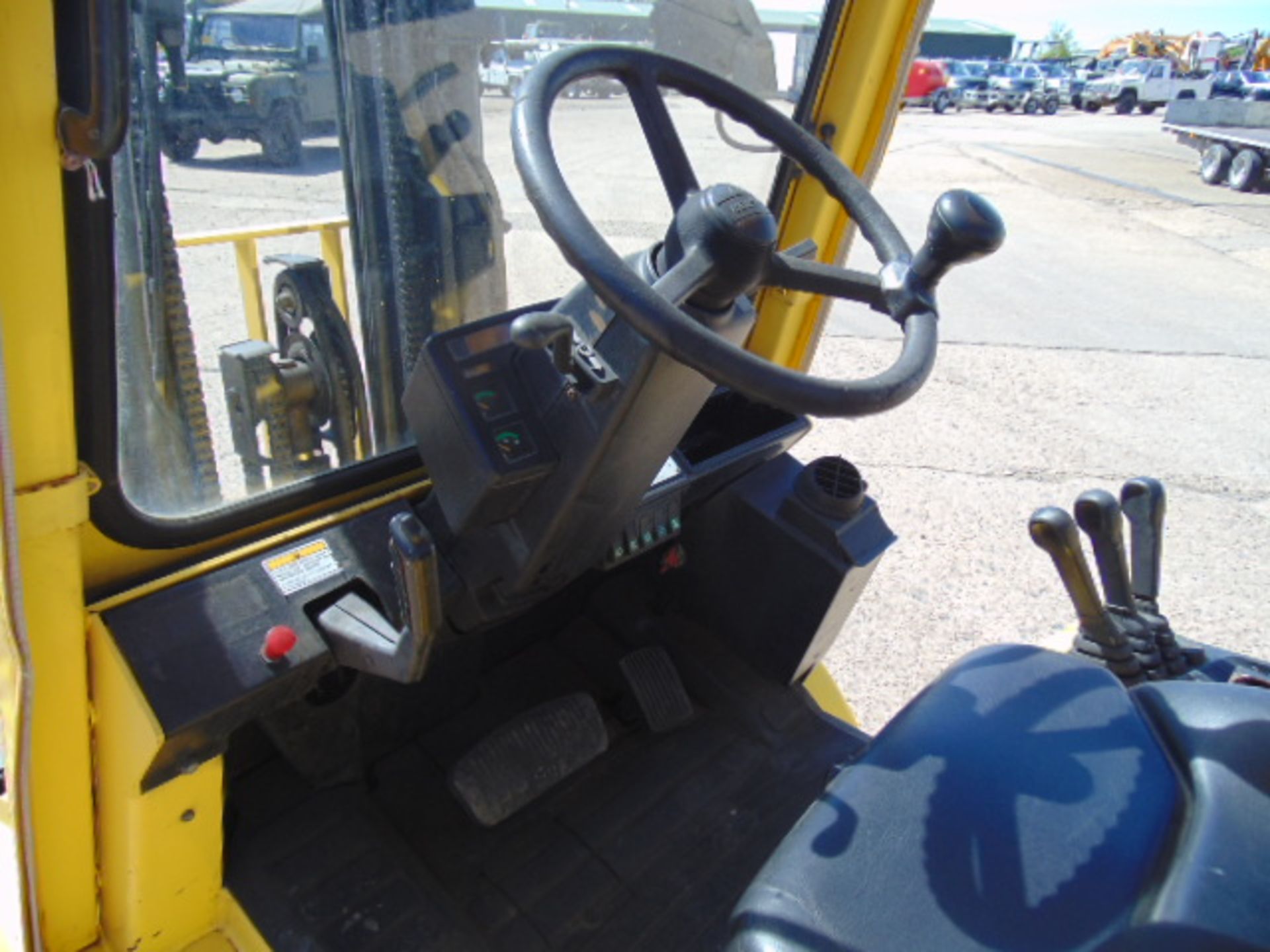 Hyster 2.50 Class C, Zone 2 Protected Diesel Forklift ONLY 763.4 hours!! - Bild 16 aus 29