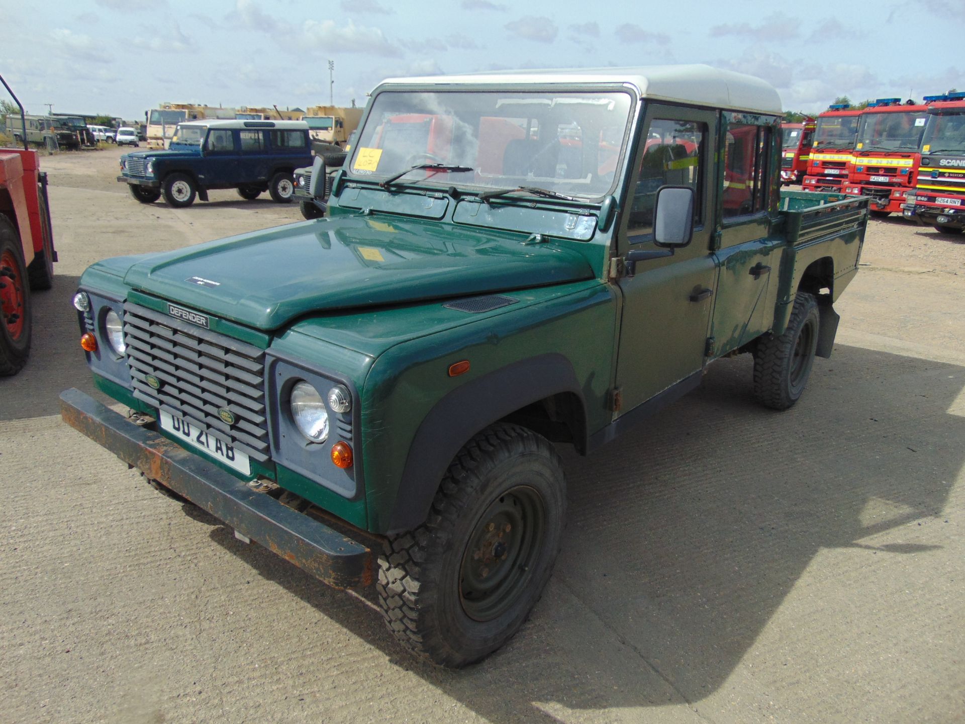 Land Rover Defender 130 TD5 Double Cab Pick Up - Image 3 of 25