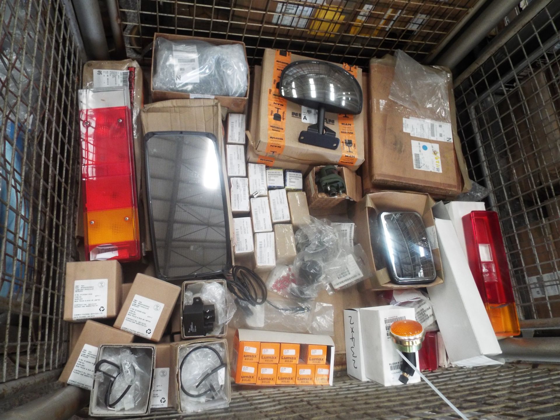 Mixed Stillage of Truck Parts inc Lamps, Lenses, Mirrors, Bulbs etc