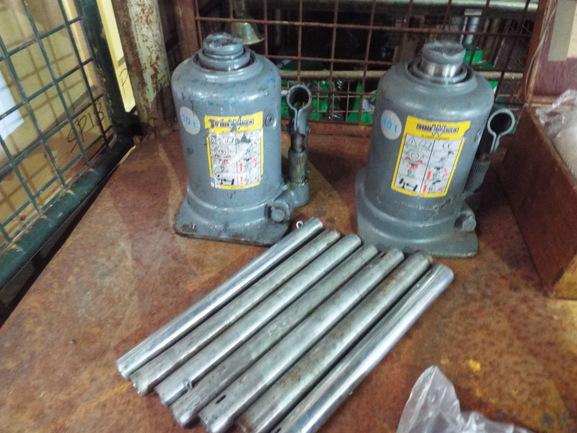 Mixed Stillage consisting of Jacks, Gauges, Pullers, Scales, Grease Gun - Image 2 of 9