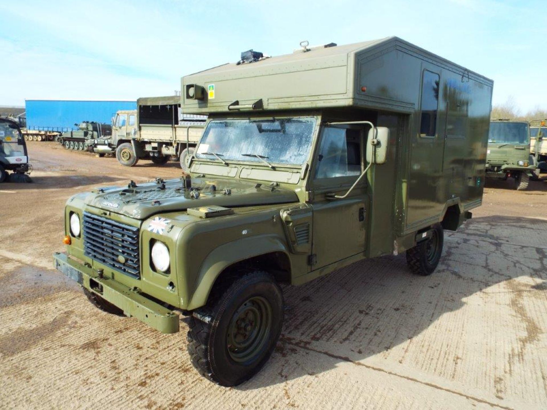 Military Specification LHD Land Rover Wolf 130 Ambulance - Bild 3 aus 22