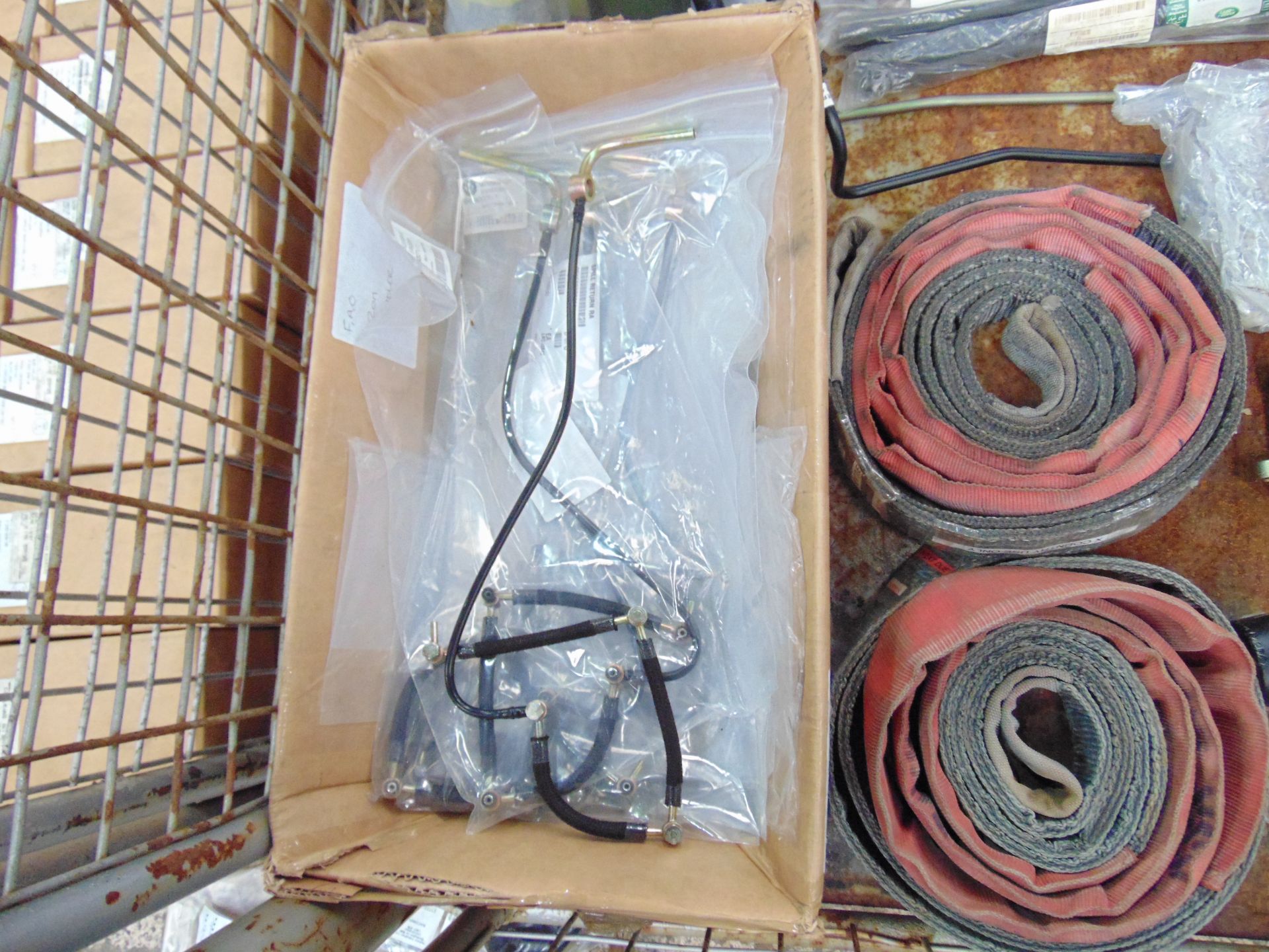 Mixed Stillage of Land Rover Parts - Image 3 of 9
