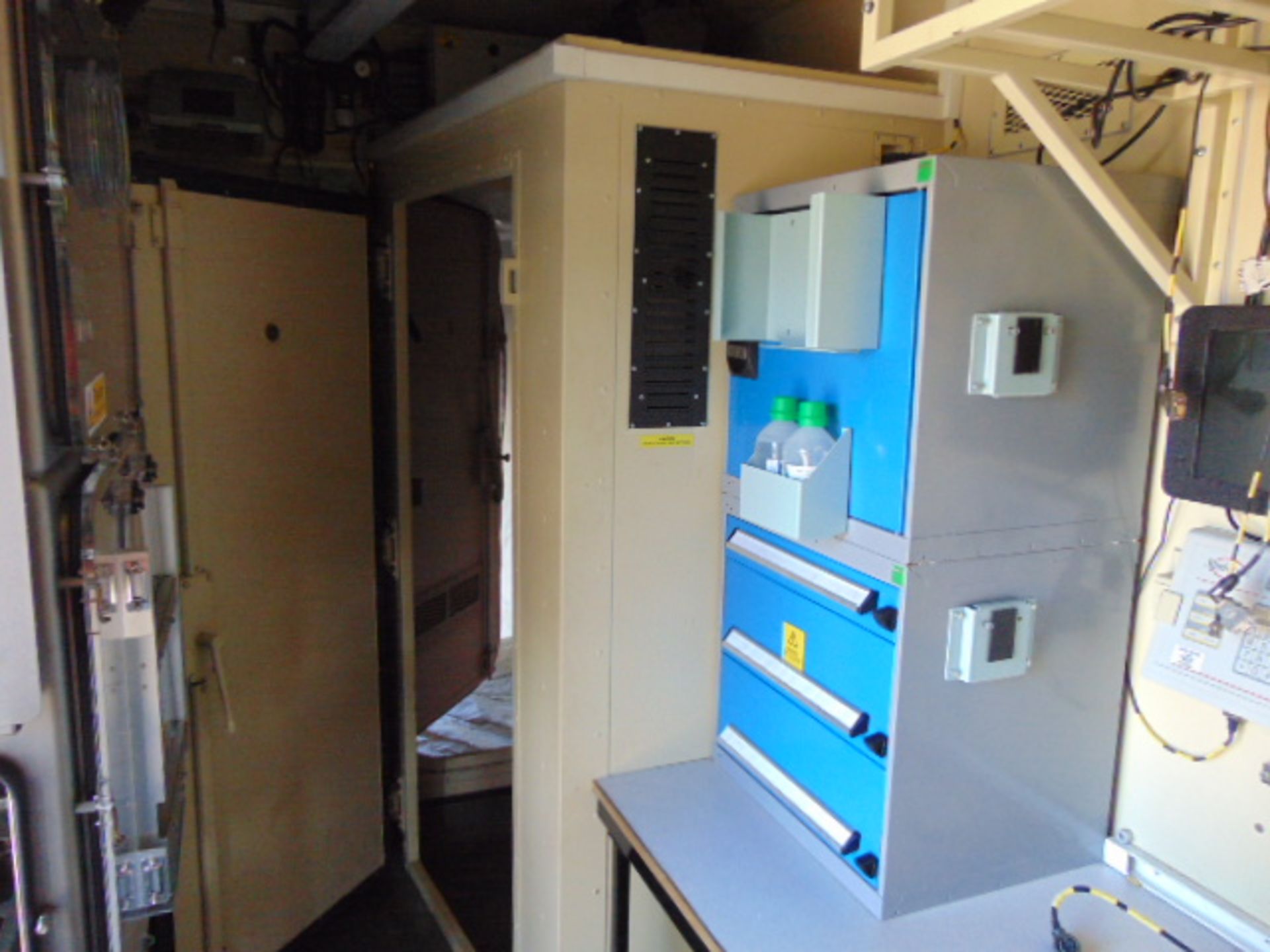 Containerised Insys Ltd Integrated Biological Detection/Decontamination System (IBDS) - Bild 27 aus 57
