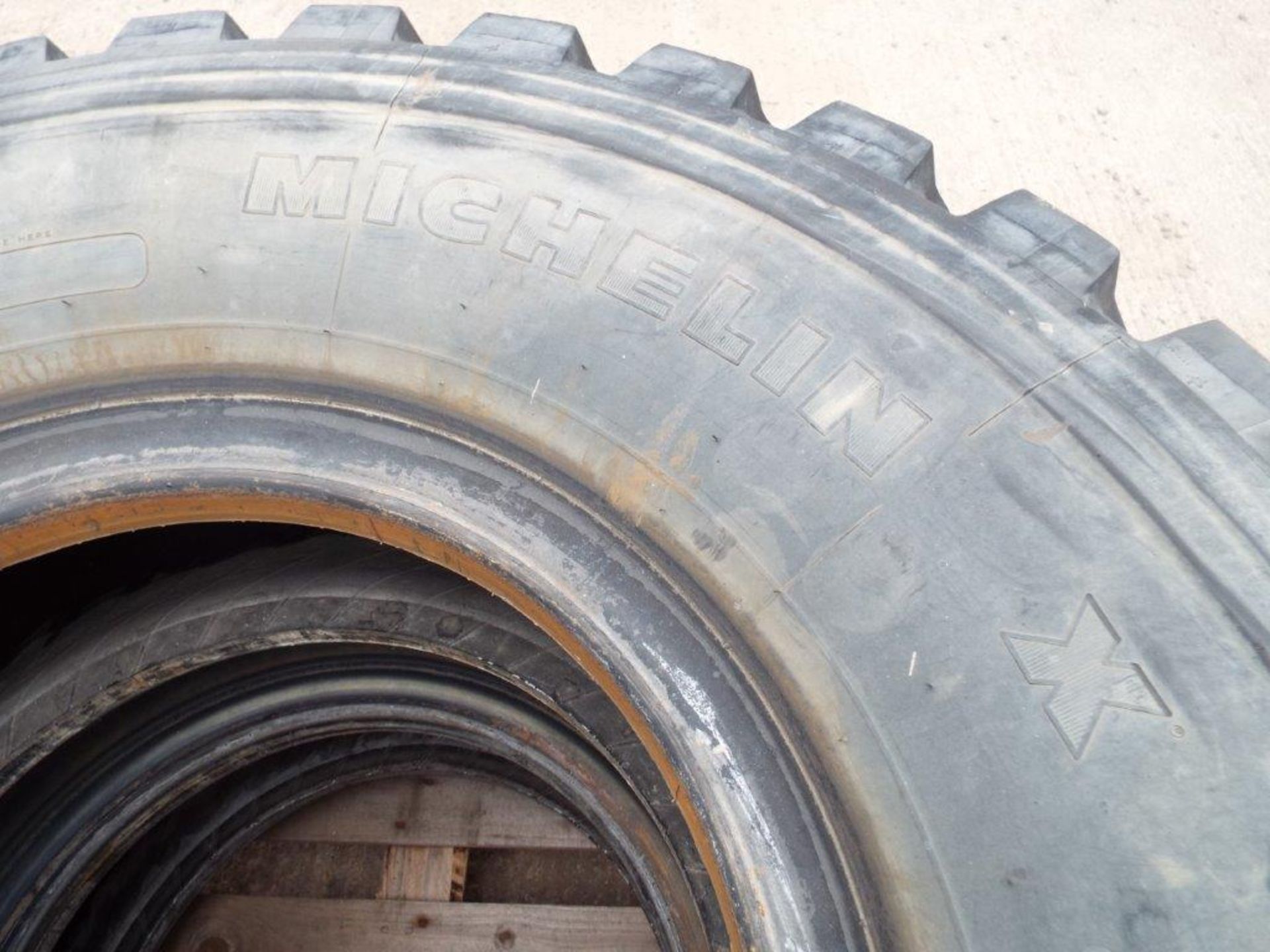 2 x Michelin XZL 395/85 R20 Tyres - Bild 2 aus 6