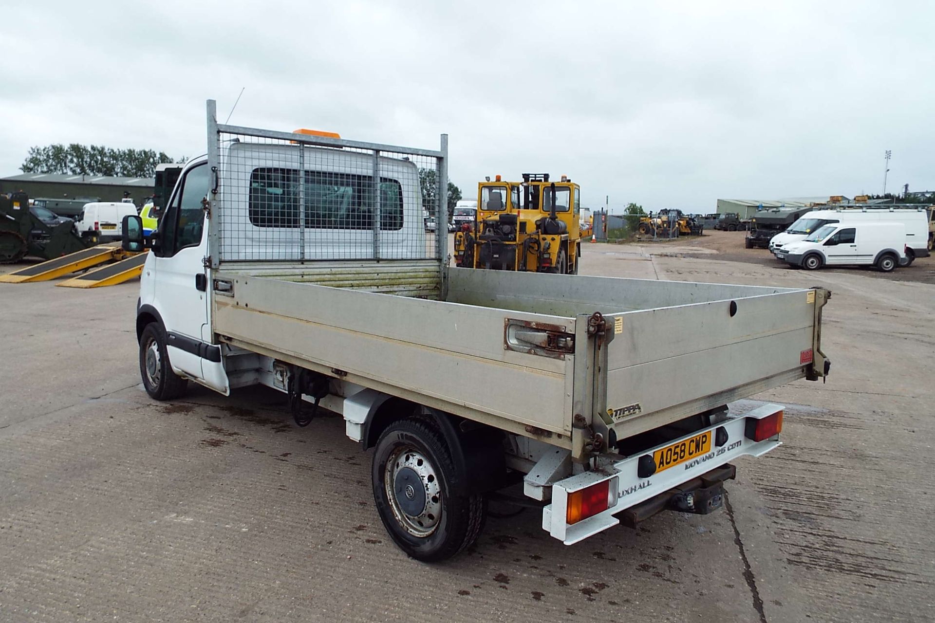 Vauxhall Movano 3500 2.5 CDTi MWB Flat Bed Tipper - Image 6 of 20