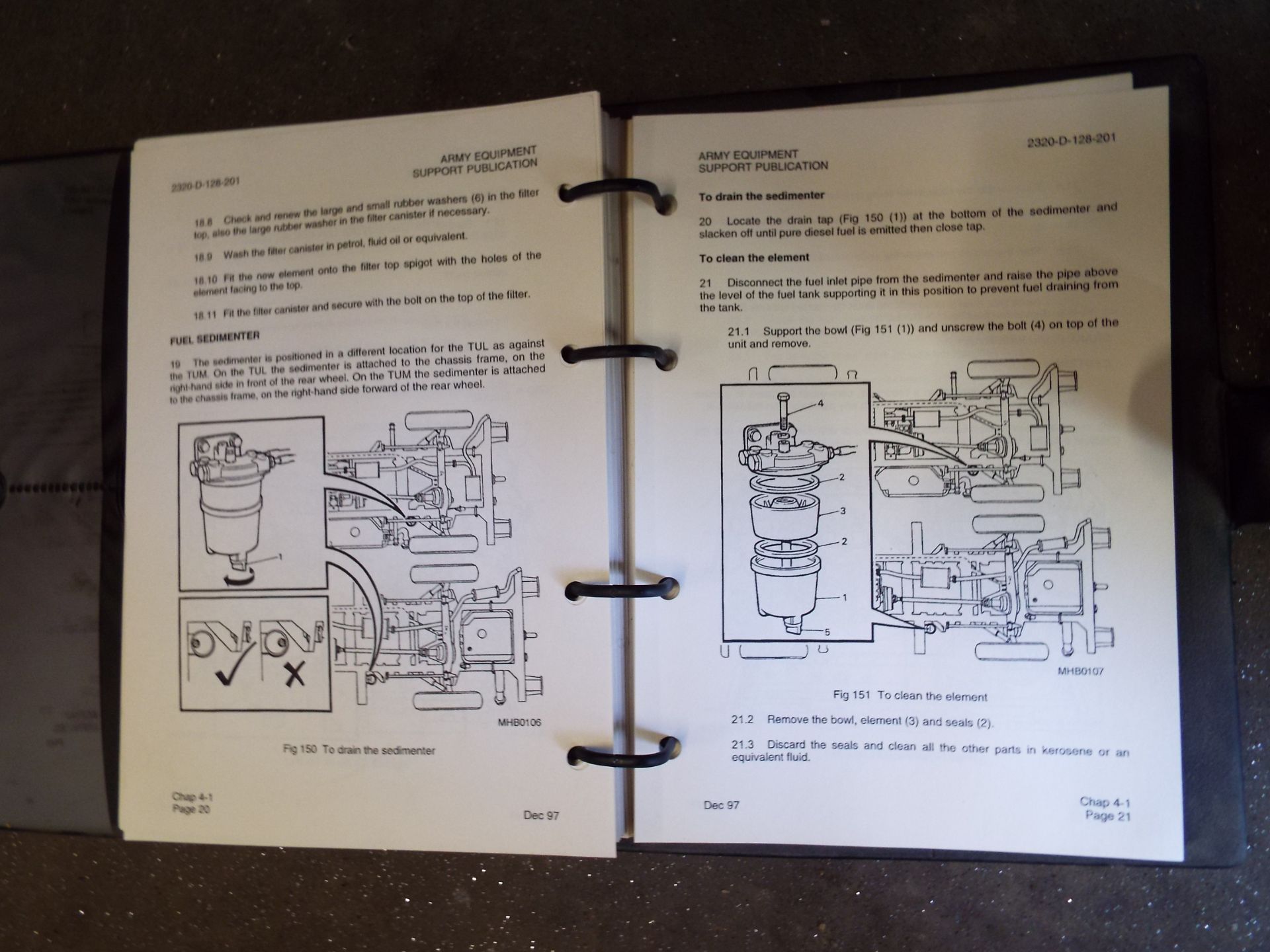 Extremely Rare Military Land Rover WOLF Operating Manual - Image 9 of 10