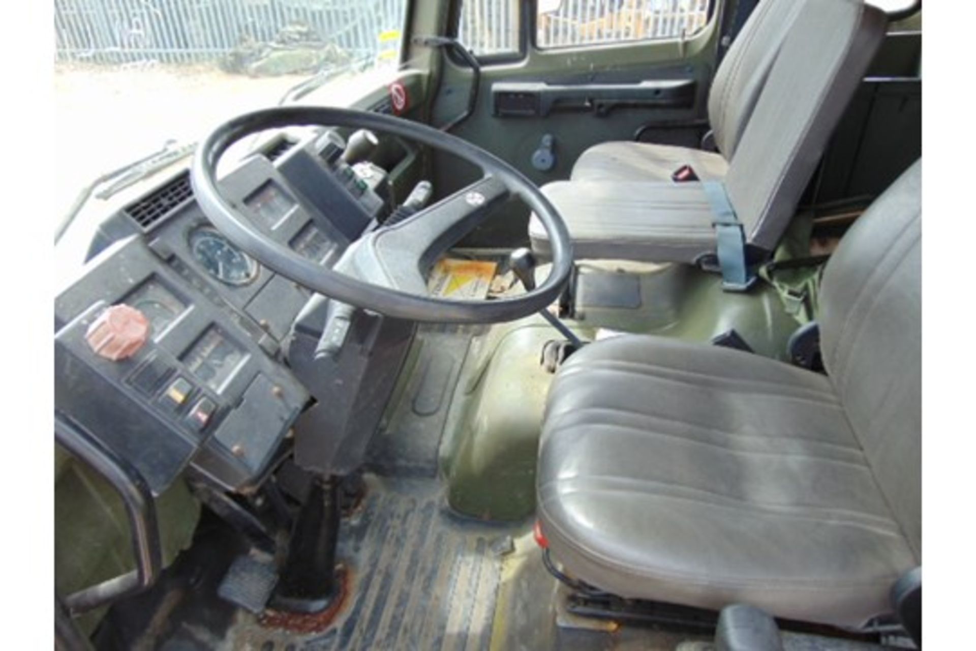 Left Hand Drive Leyland Daf 45/150 4 x 4 with Ratcliff 1000Kg Tail Lift - Image 9 of 15