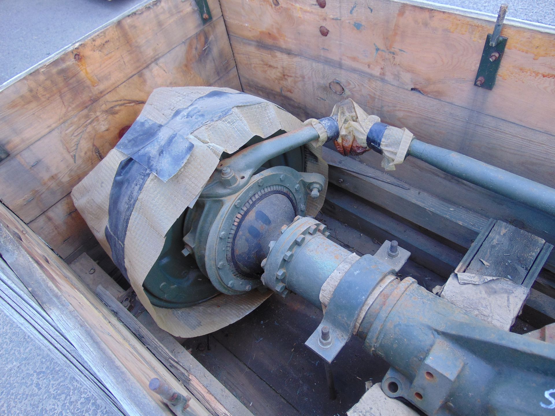 Bedford 4T Front Axle - Image 4 of 6
