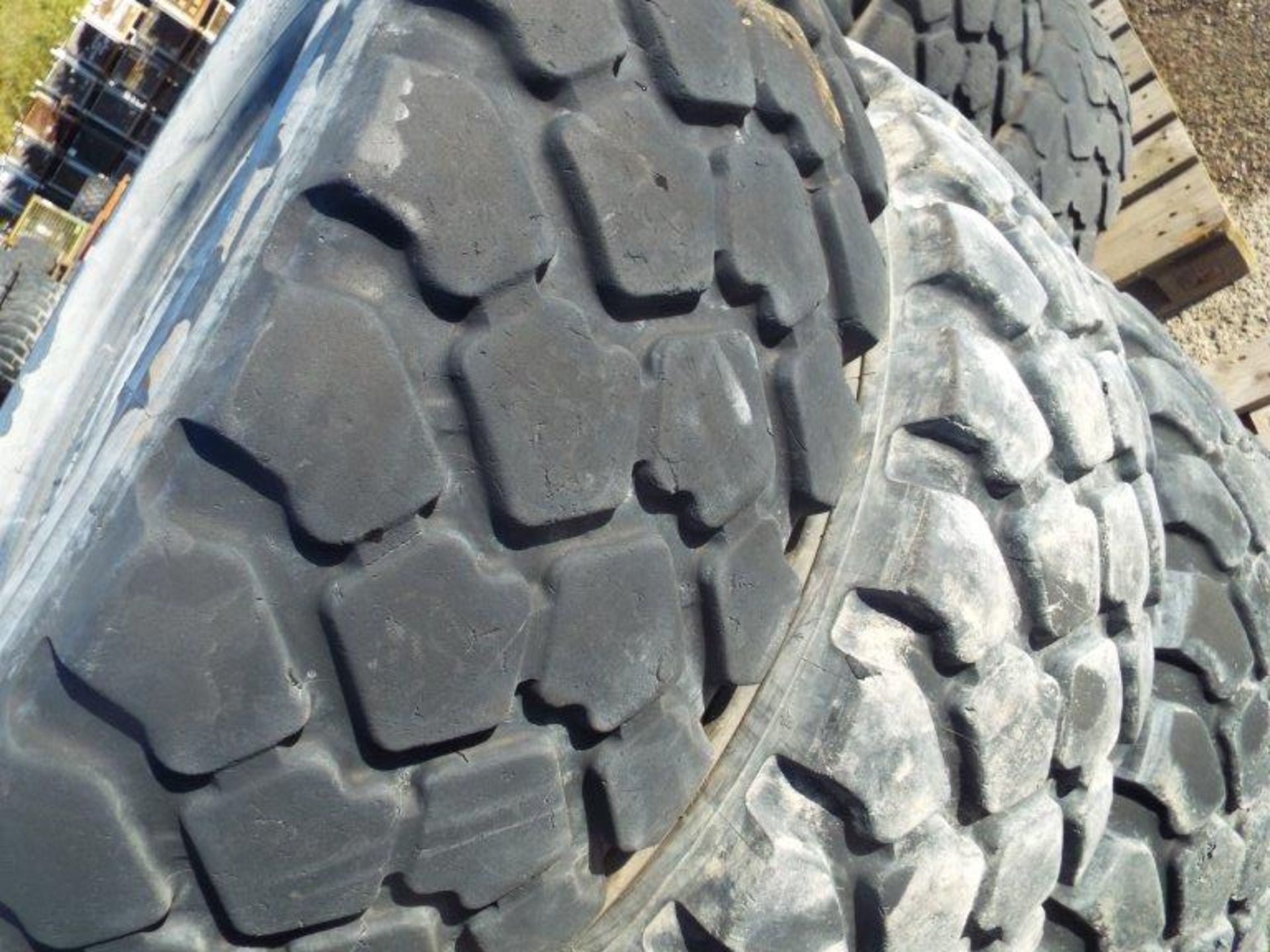 12 x Michelin XZL 365/85 R20 Tyres - Image 3 of 11