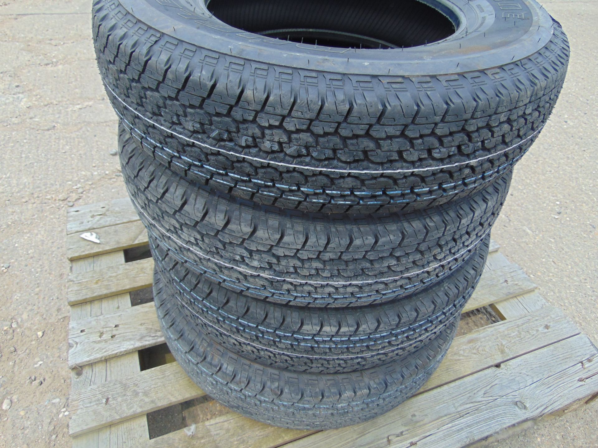 4 x Bridgestone Dueler H/T 205 R16 Tyres - Image 7 of 7