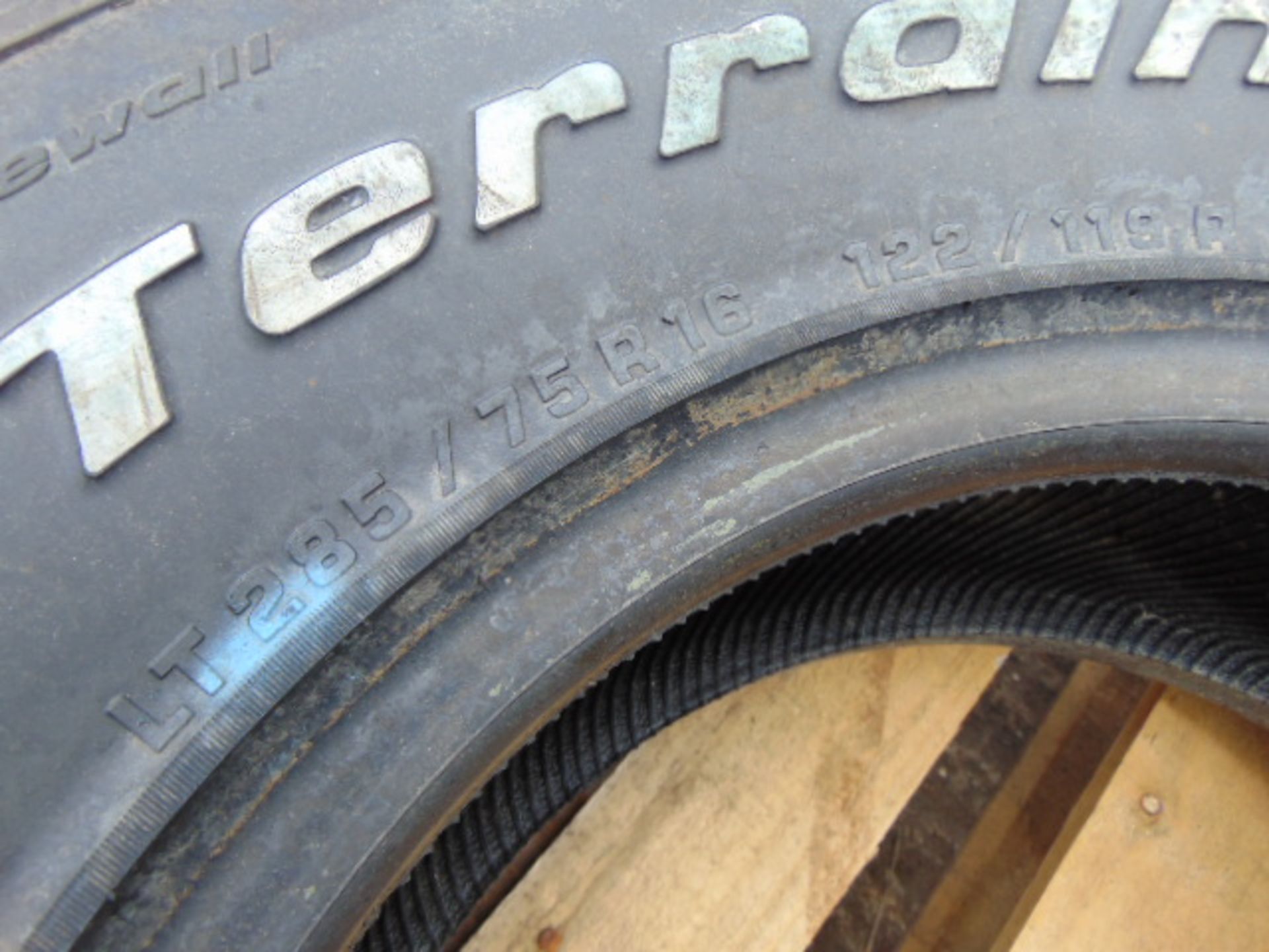 1 x BF Goodrich All Terrain TA LT 285/75 R16 Tyre - Image 6 of 6