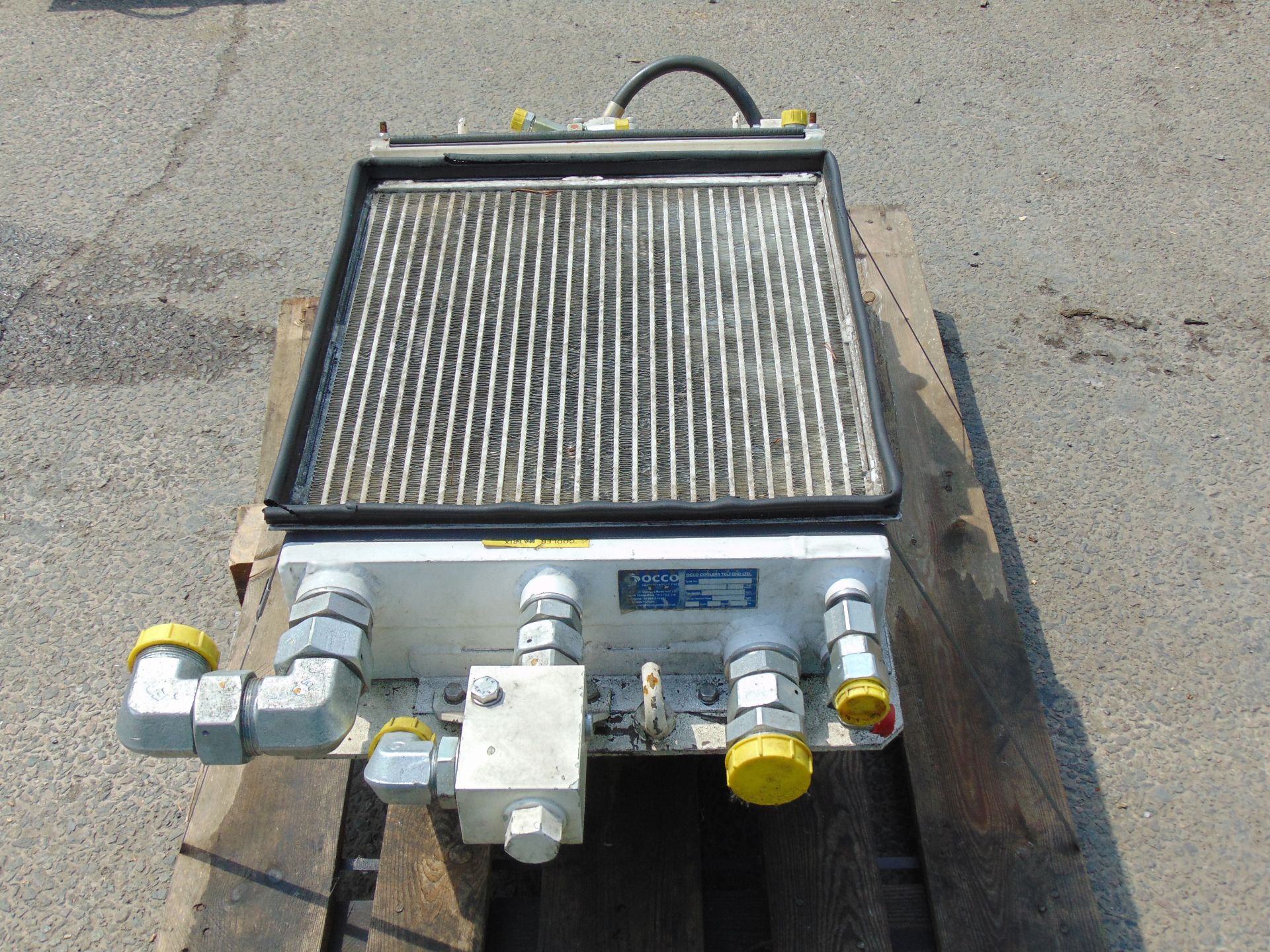 Parker Hydraulics Engine Oil lubricating Cooler P/no FV2273806 - Image 5 of 9