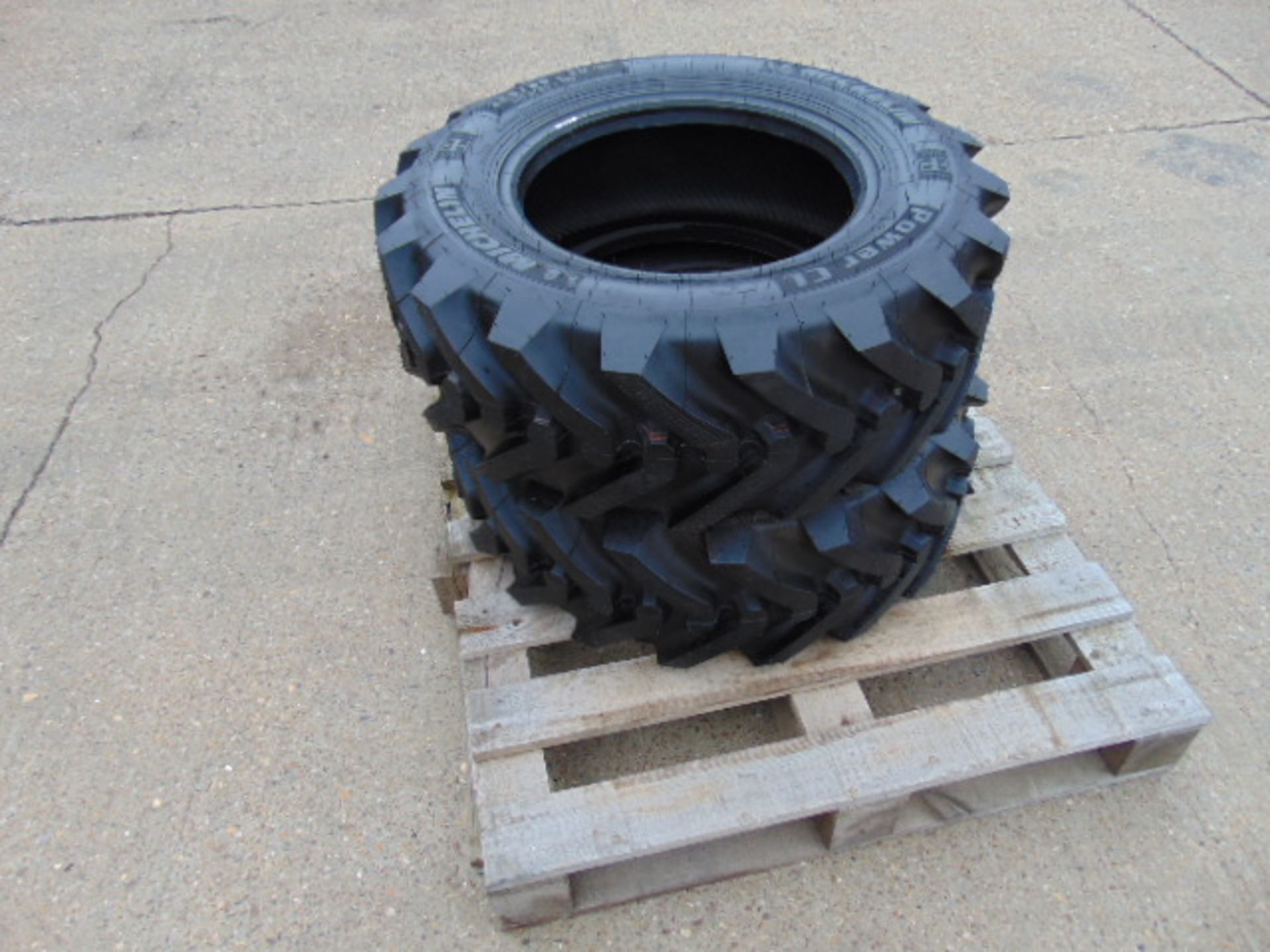 2 x Michelin Power CL 280/80-18 Tyres - Image 5 of 5