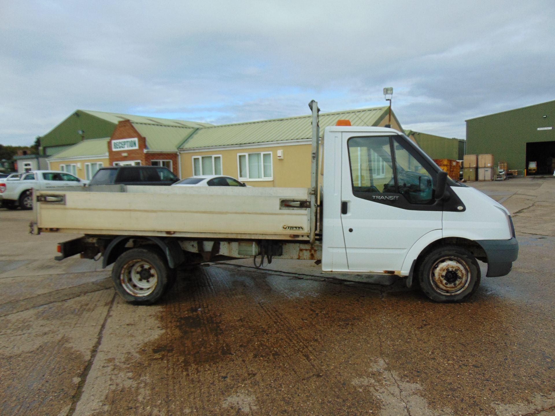 Ford Transit 115 T350 Flat Bed Tipper - Image 9 of 17