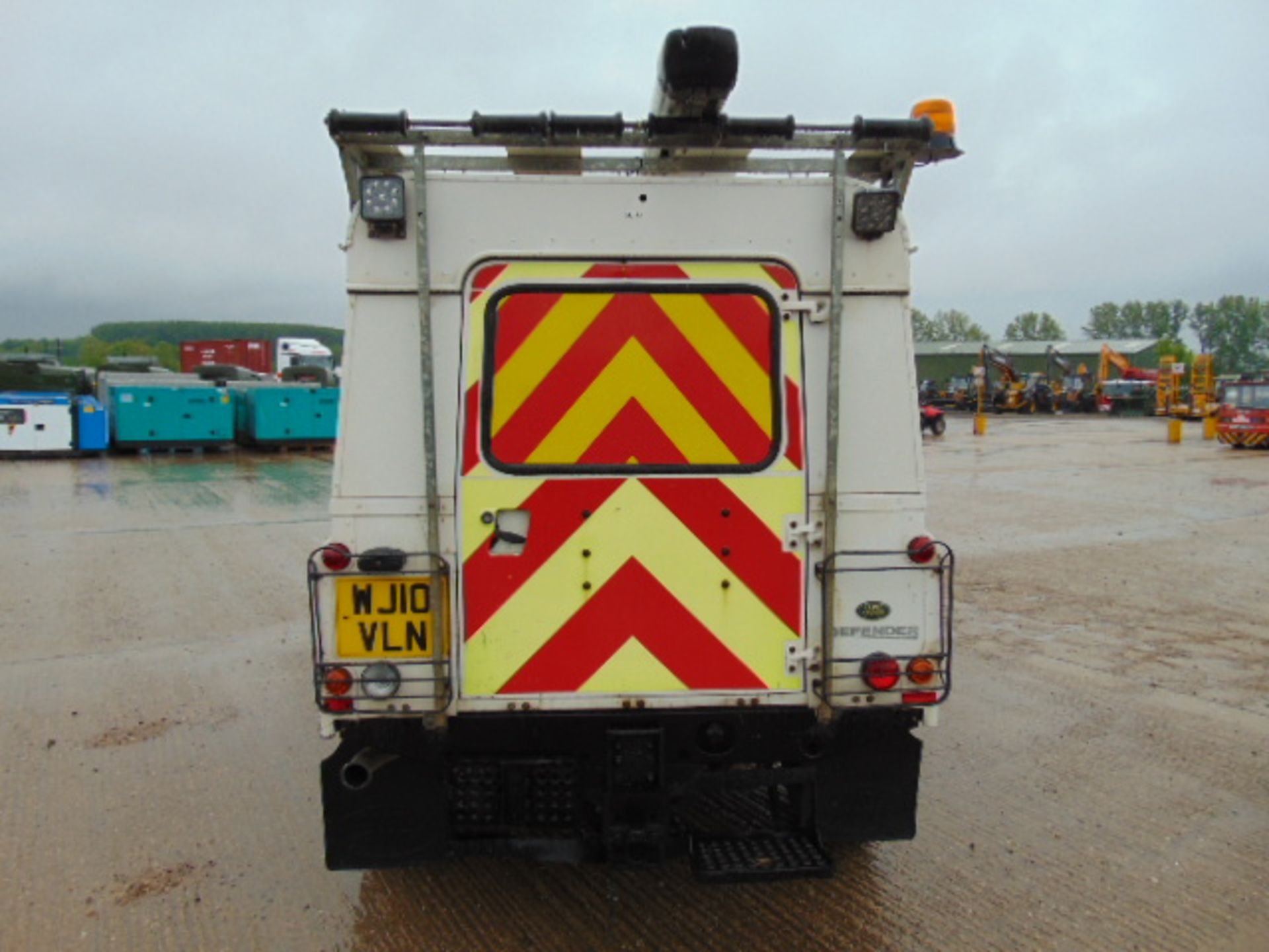 Land Rover Defender 110 Puma Hardtop 4x4 Special Utility (Mobile Workshop) complete with Winch - Image 6 of 29