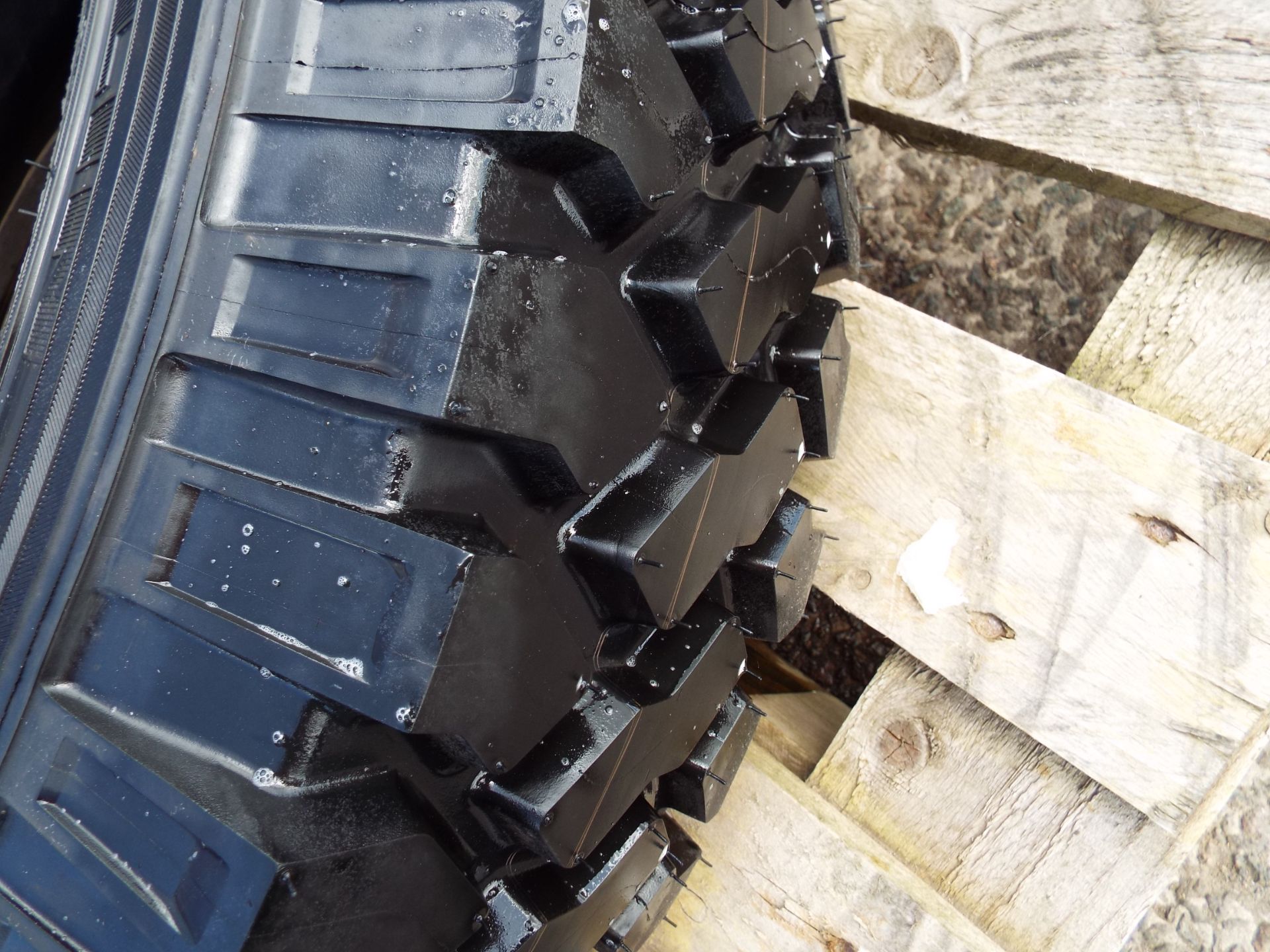 Michelin 7.50 R16 XZL Tyre - Image 4 of 5