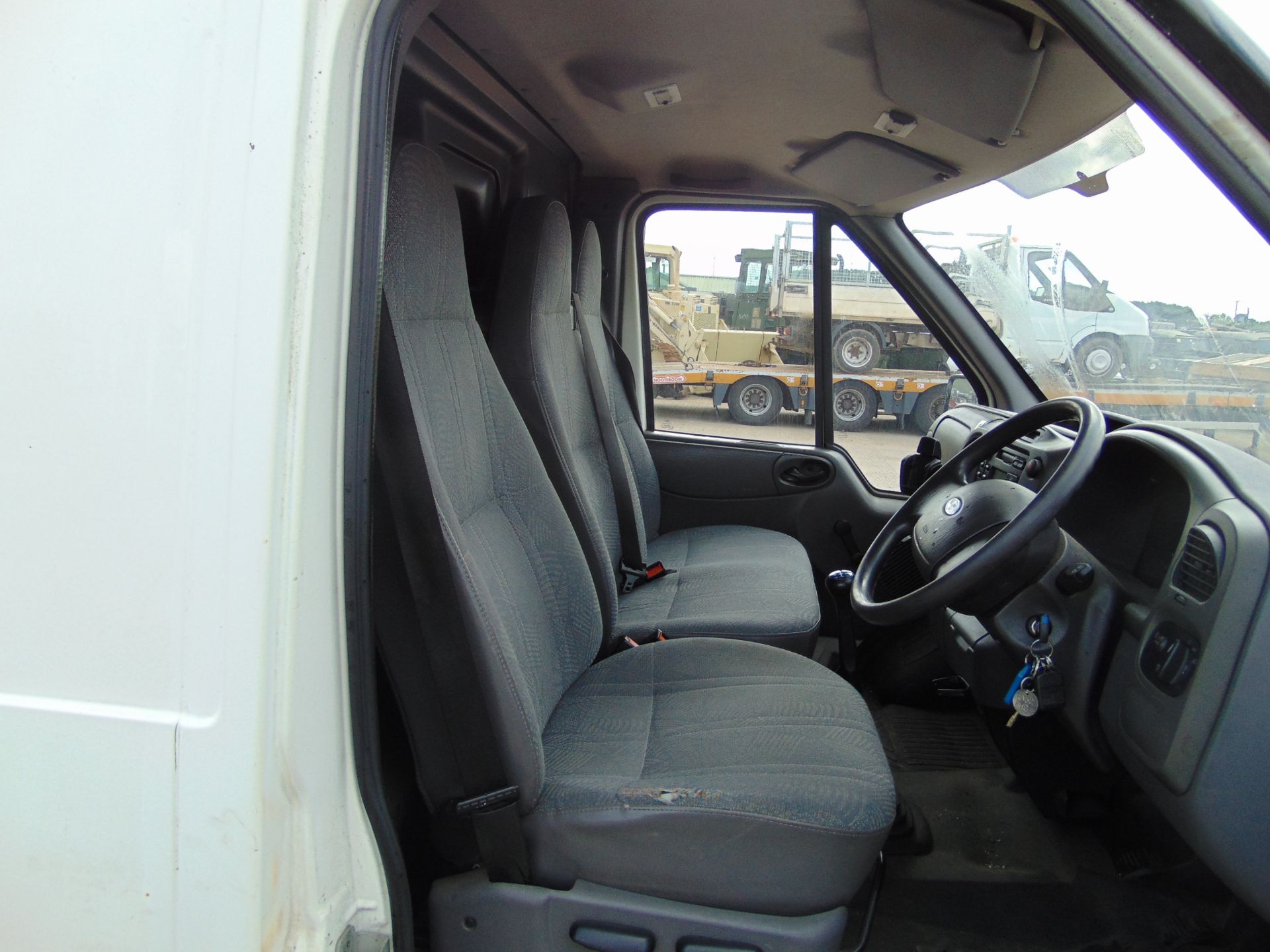 Ford Transit T260 Panel Van - Bild 11 aus 17