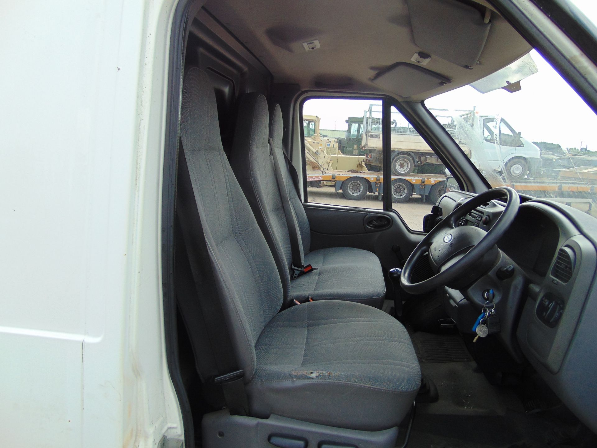 Ford Transit T260 Panel Van - Image 11 of 17