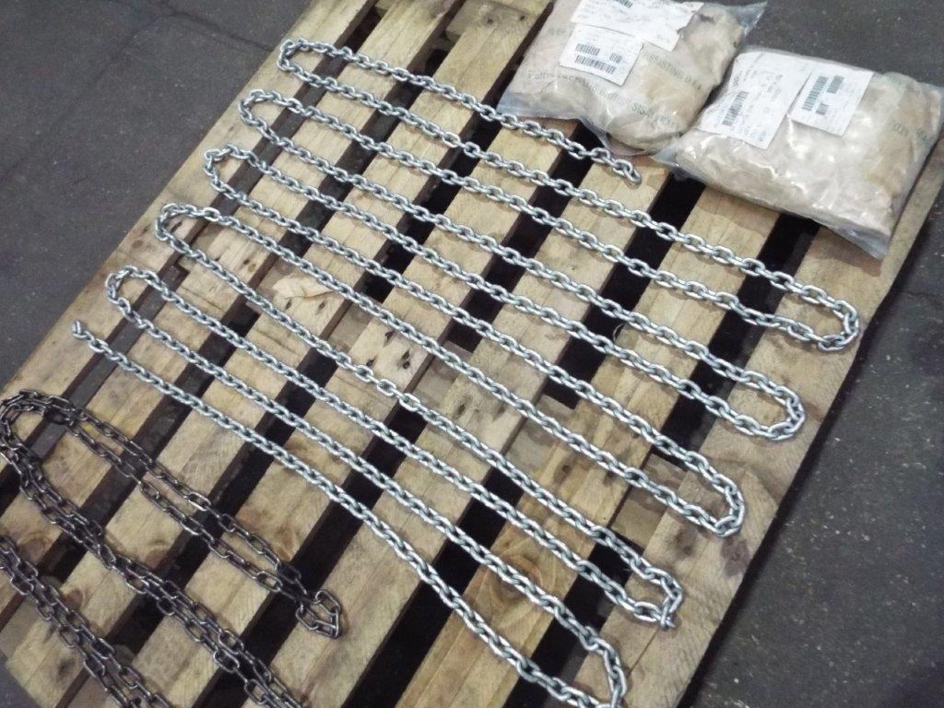 4 x Mixed Chains - Image 3 of 6