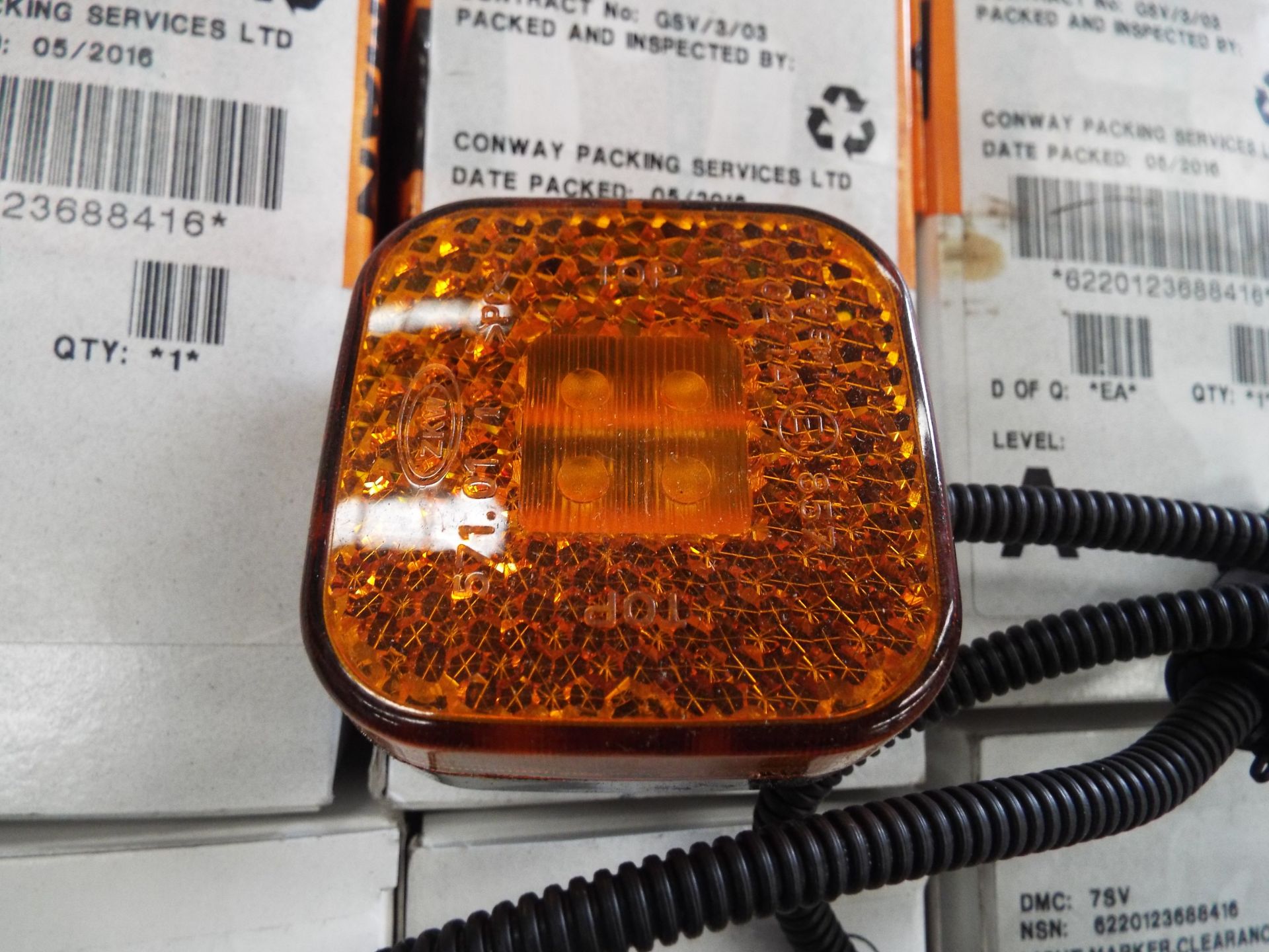 10 x MAN Marker Lights P/no 81.25260-6101 - Image 2 of 4