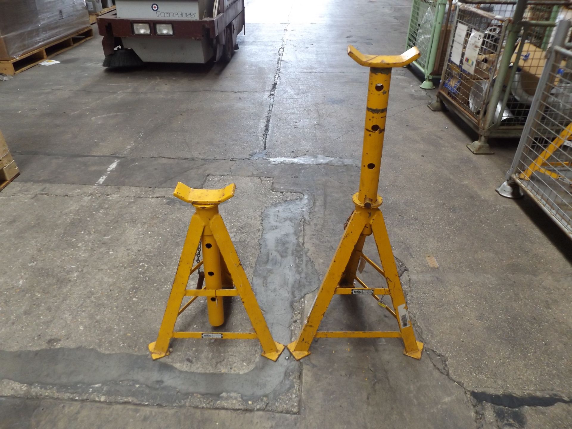 2 x Heavy Duty 8 Tonne Axle Stands - Image 2 of 6