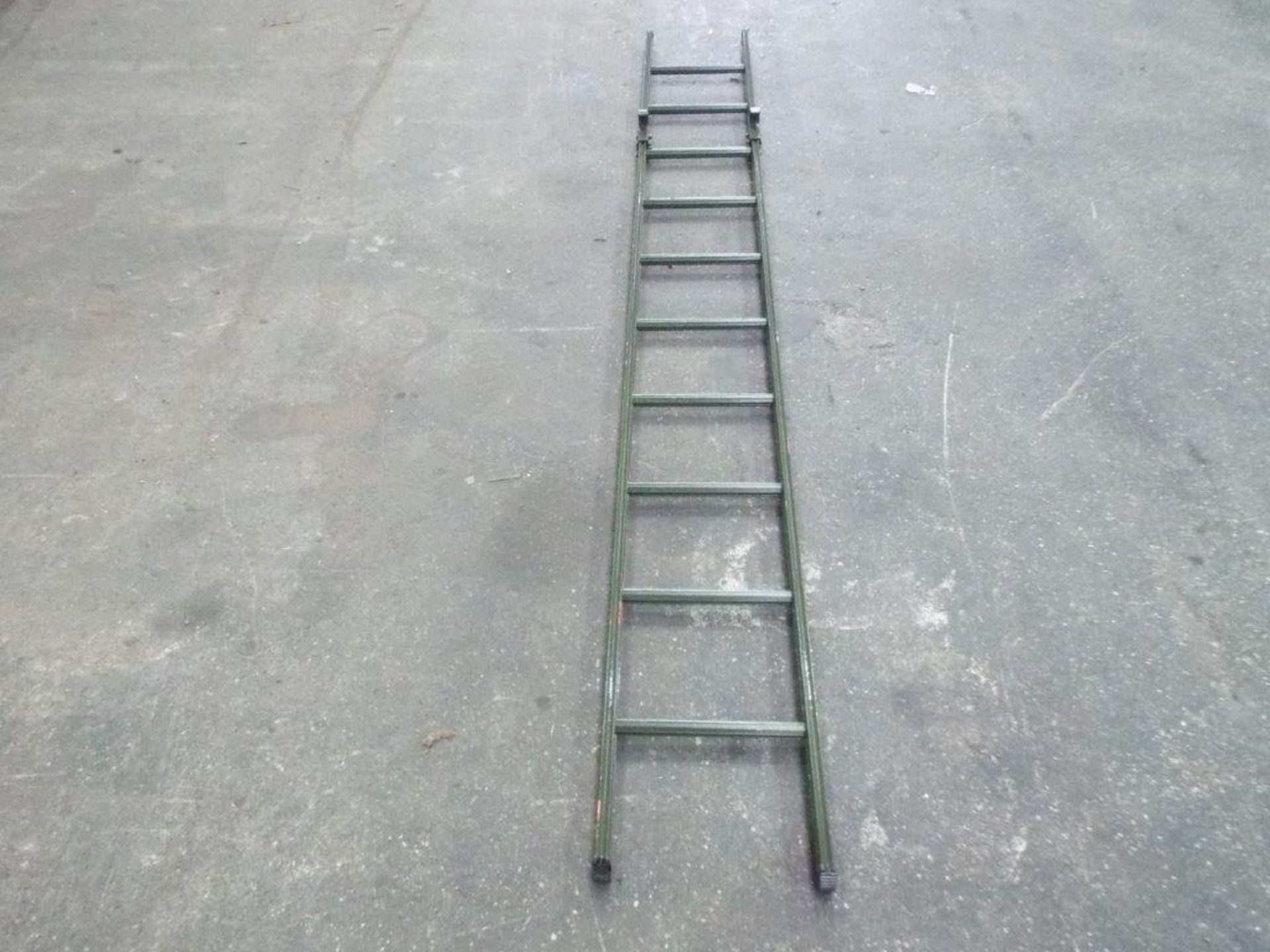 9' Aluminium Ladder - Image 2 of 6