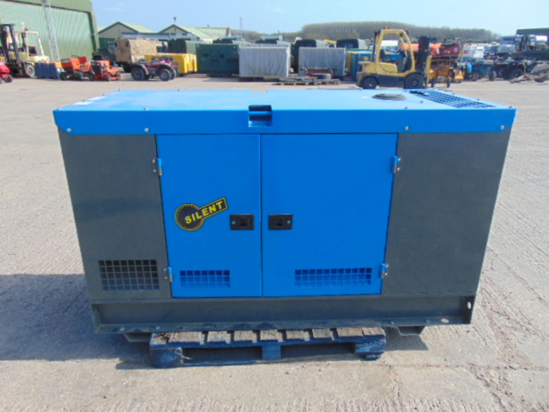 UNISSUED WITH TEST HOURS ONLY 50 KVA 3 Phase Silent Diesel Generator Set - Image 9 of 18