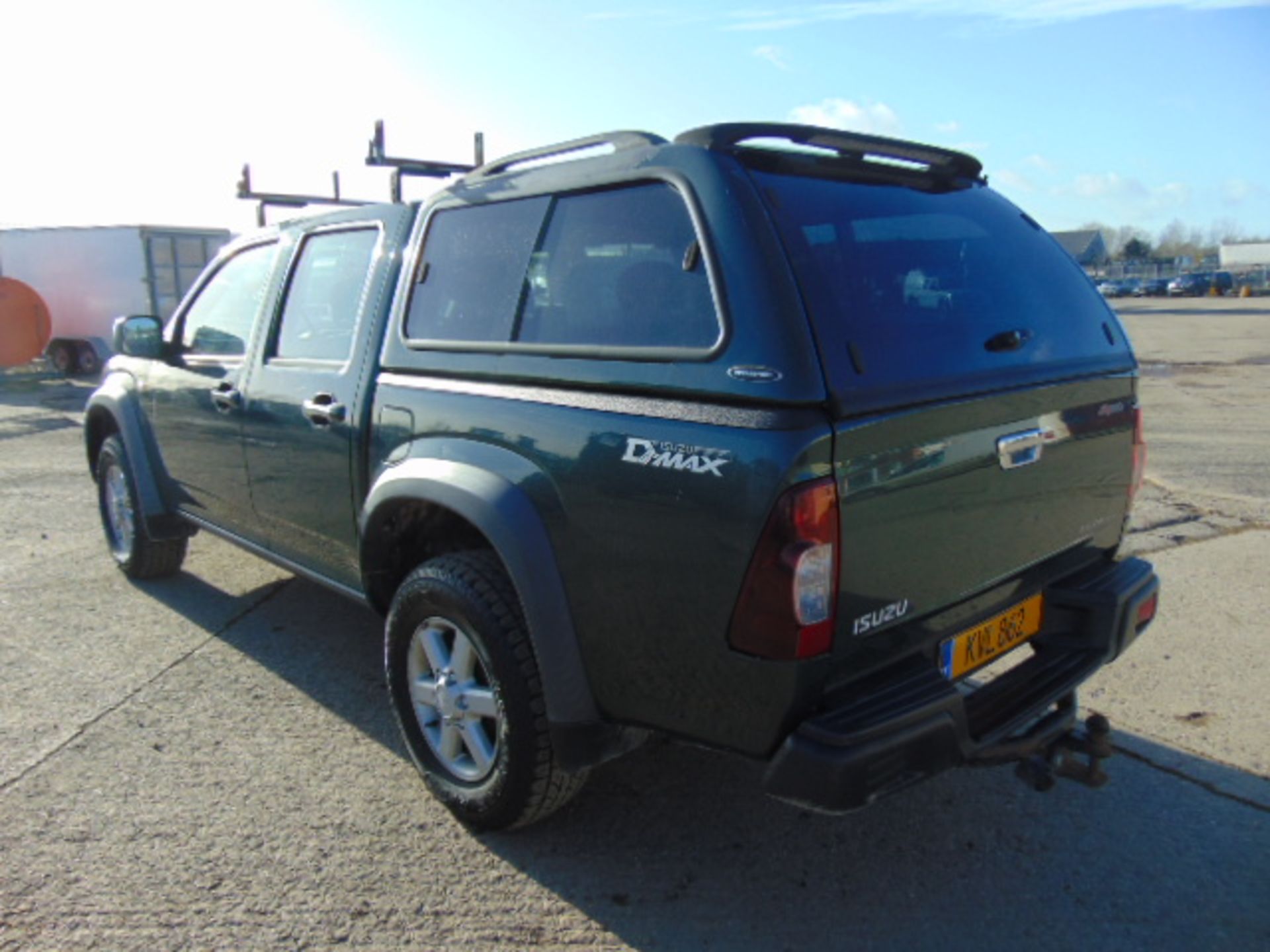 Isuzu D-Max Double Cab 2.5 Diesel 4 x 4 Pickup - Image 5 of 15