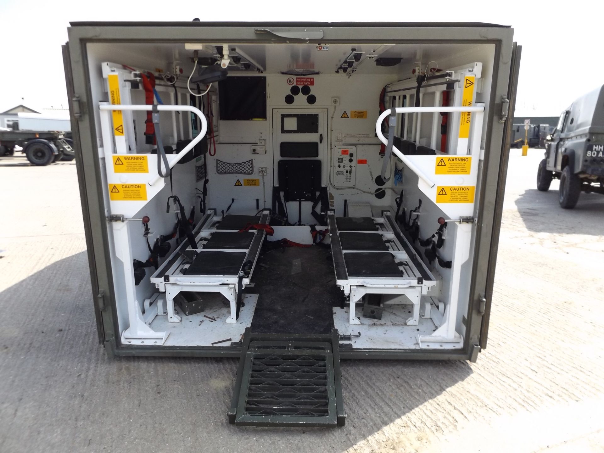 Land Rover Pulse Ambulance 130 Take Off Marshall Rear Body Assembly - Image 8 of 12