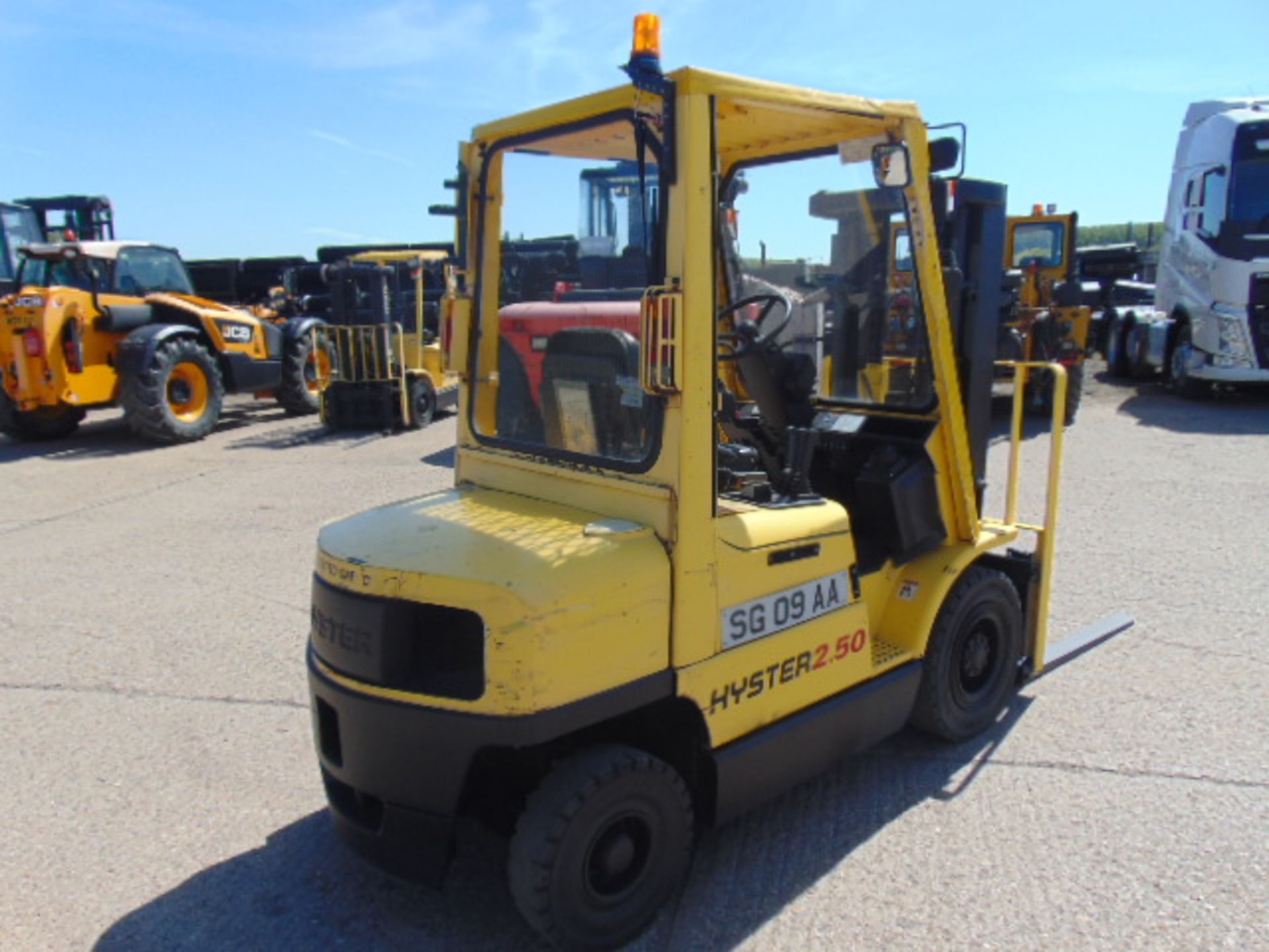 Hyster 2.50 Class C, Zone 2 Protected Diesel Forklift ONLY 763.4 hours!! - Image 8 of 29