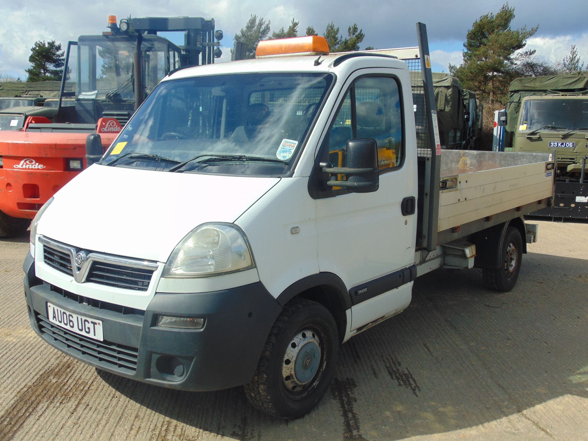 Vauxhall Movano 3500 2.5 CDTi MWB Flat Bed Tipper - Image 5 of 26