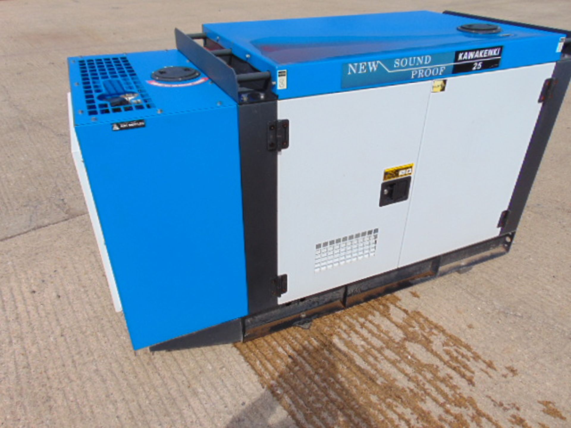 UNISSUED 25 KVA 3 Phase Silent Diesel Generator Set - Image 5 of 9