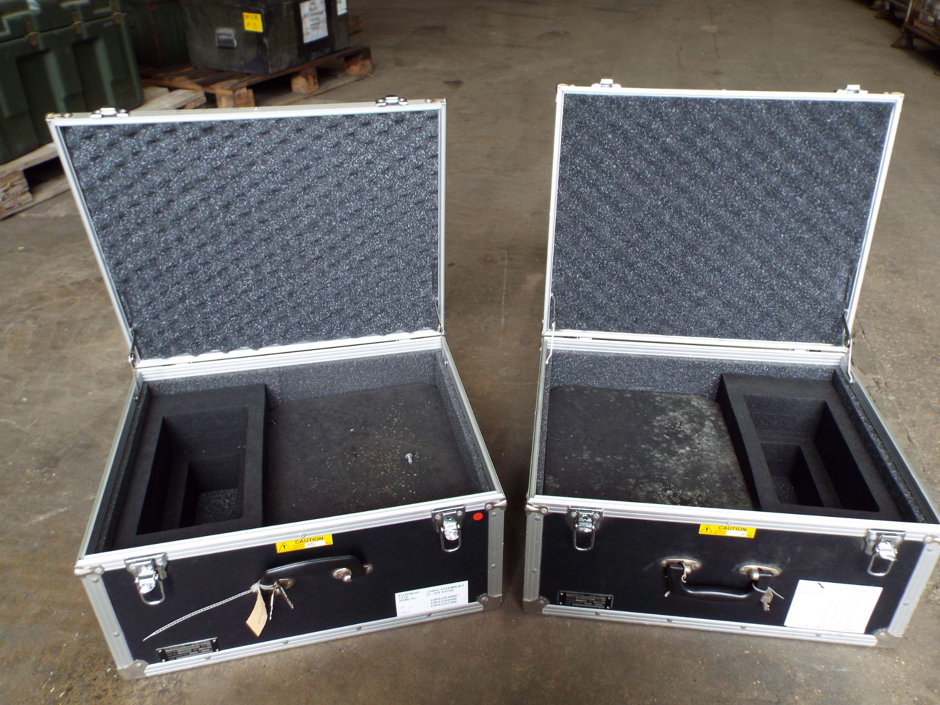 2 x Heavy Duty Transit Cases - Image 2 of 7