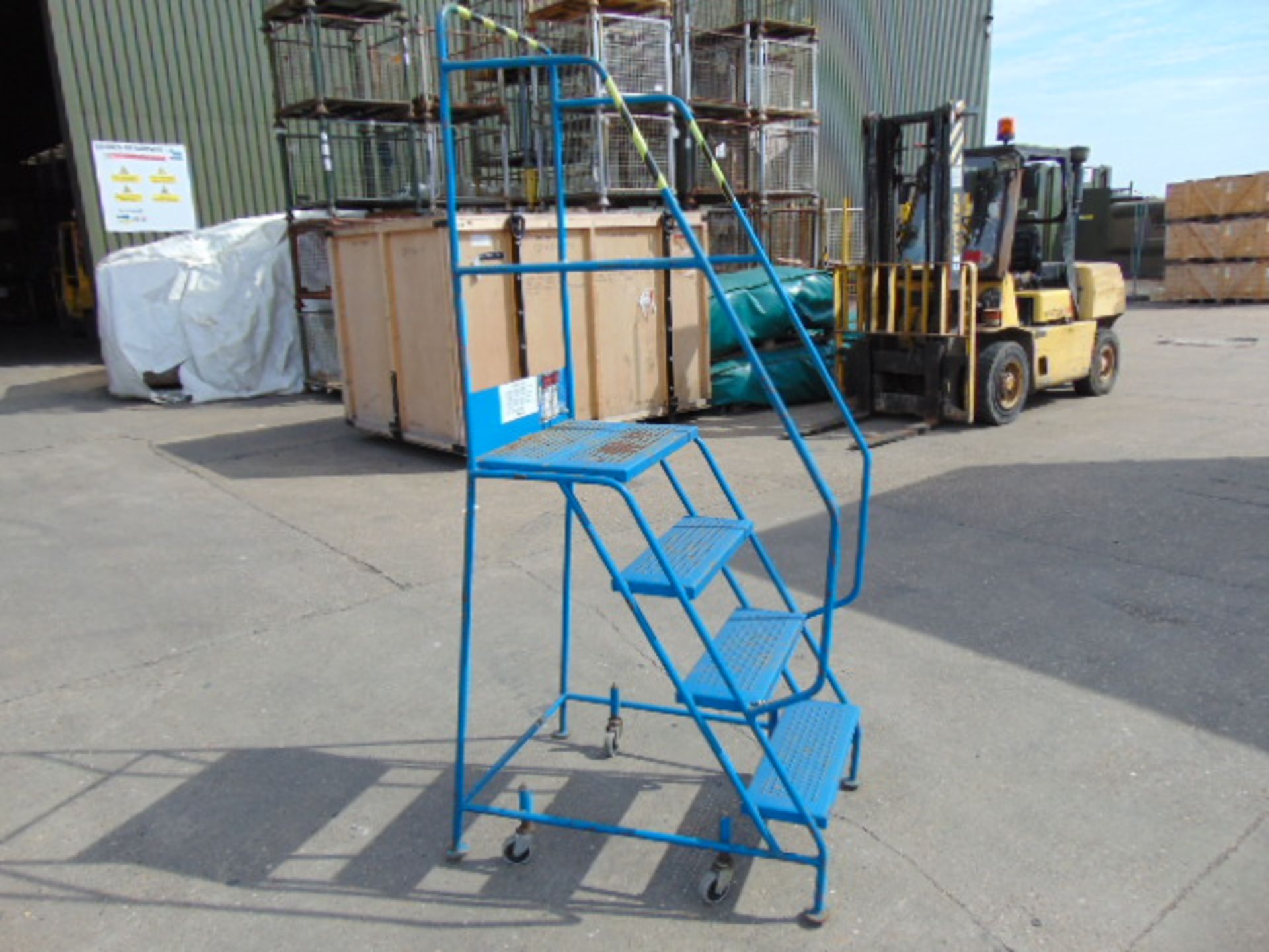Klime-Ezee 4-Step mobile Warehouse Ladder - Image 2 of 8