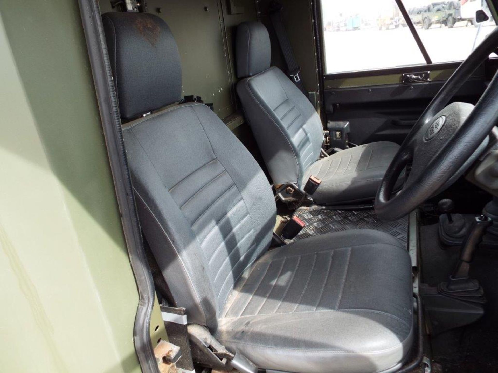 Military Specification Land Rover Wolf 130 Ambulance - Image 11 of 24
