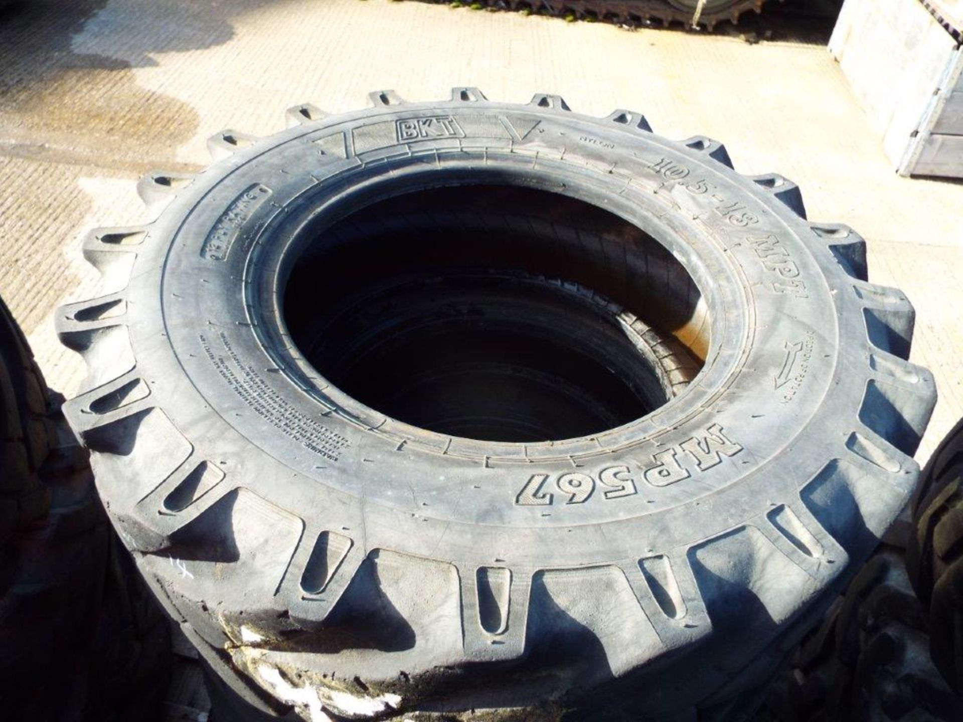 Approx 200 x Mixed JCB Telehandler Tyres - Image 2 of 38